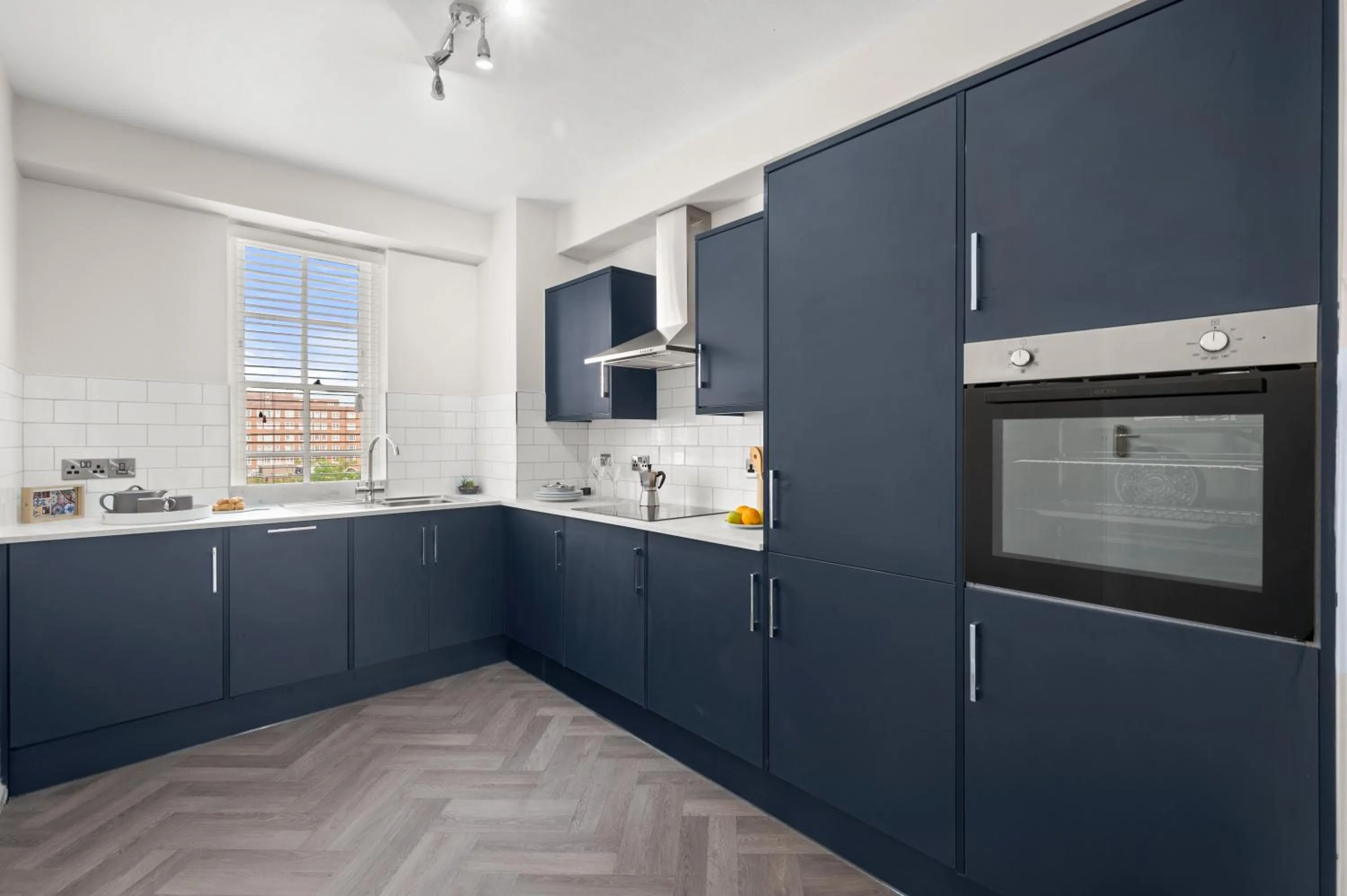 Dolphin House Serviced Apartments