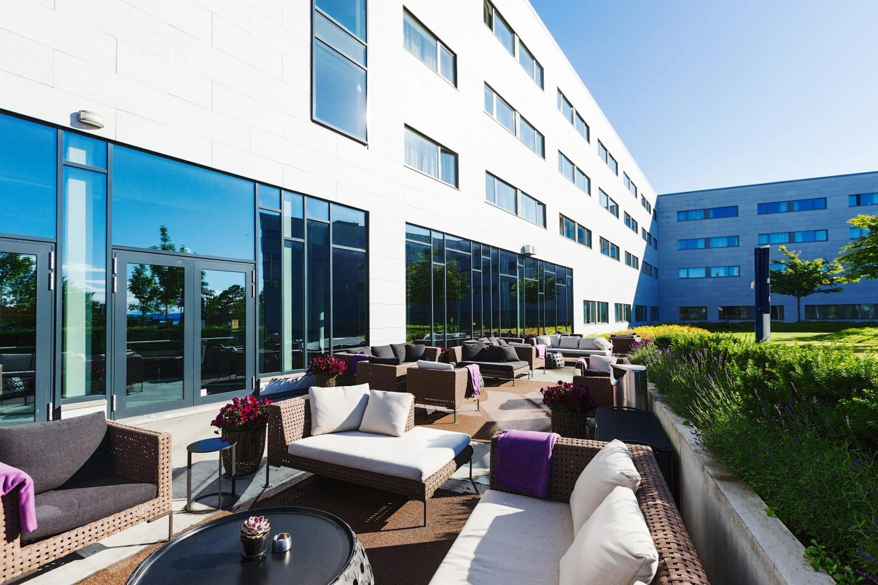 Patio in Quality Hotel Expo