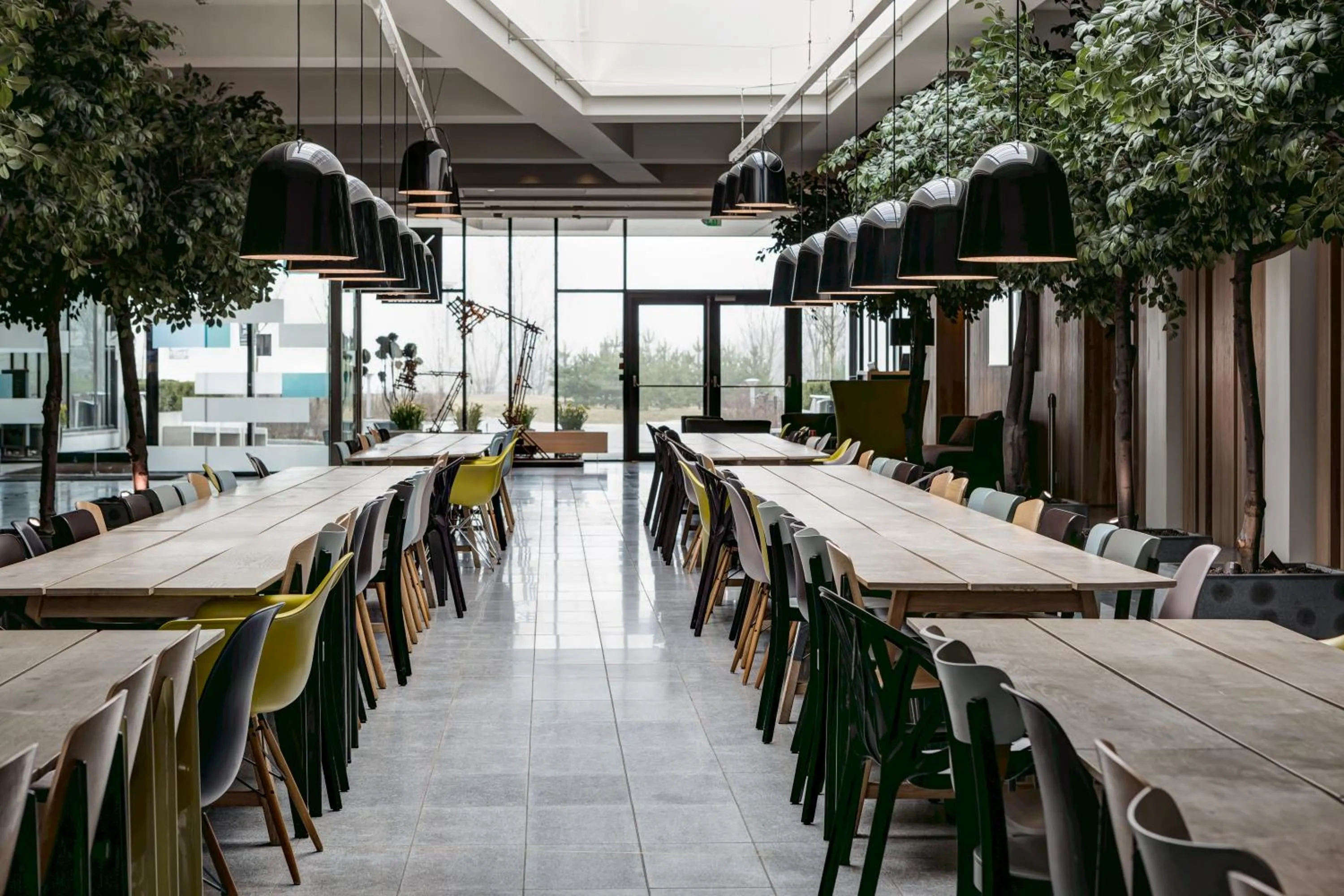 Restaurant/places to eat in Quality Hotel Expo