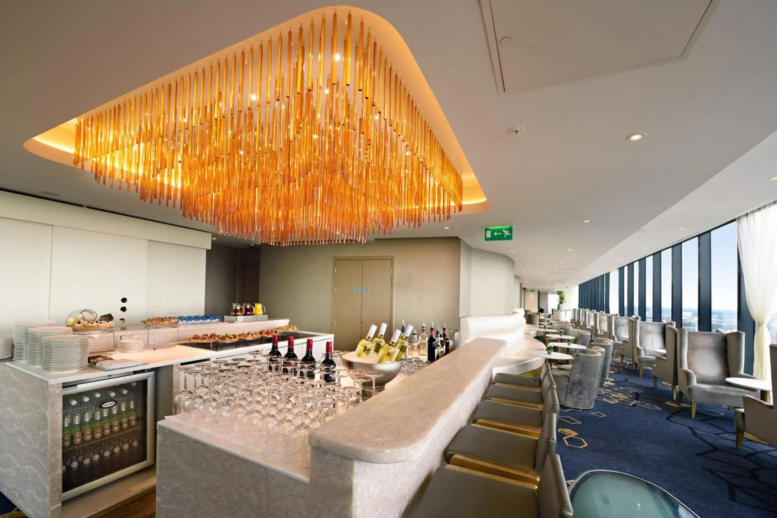 Lounge or bar in The Manchester Deansgate Hotel, by IHG Lounge or bar in The Manchester Deansgate Hotel, by IHG
