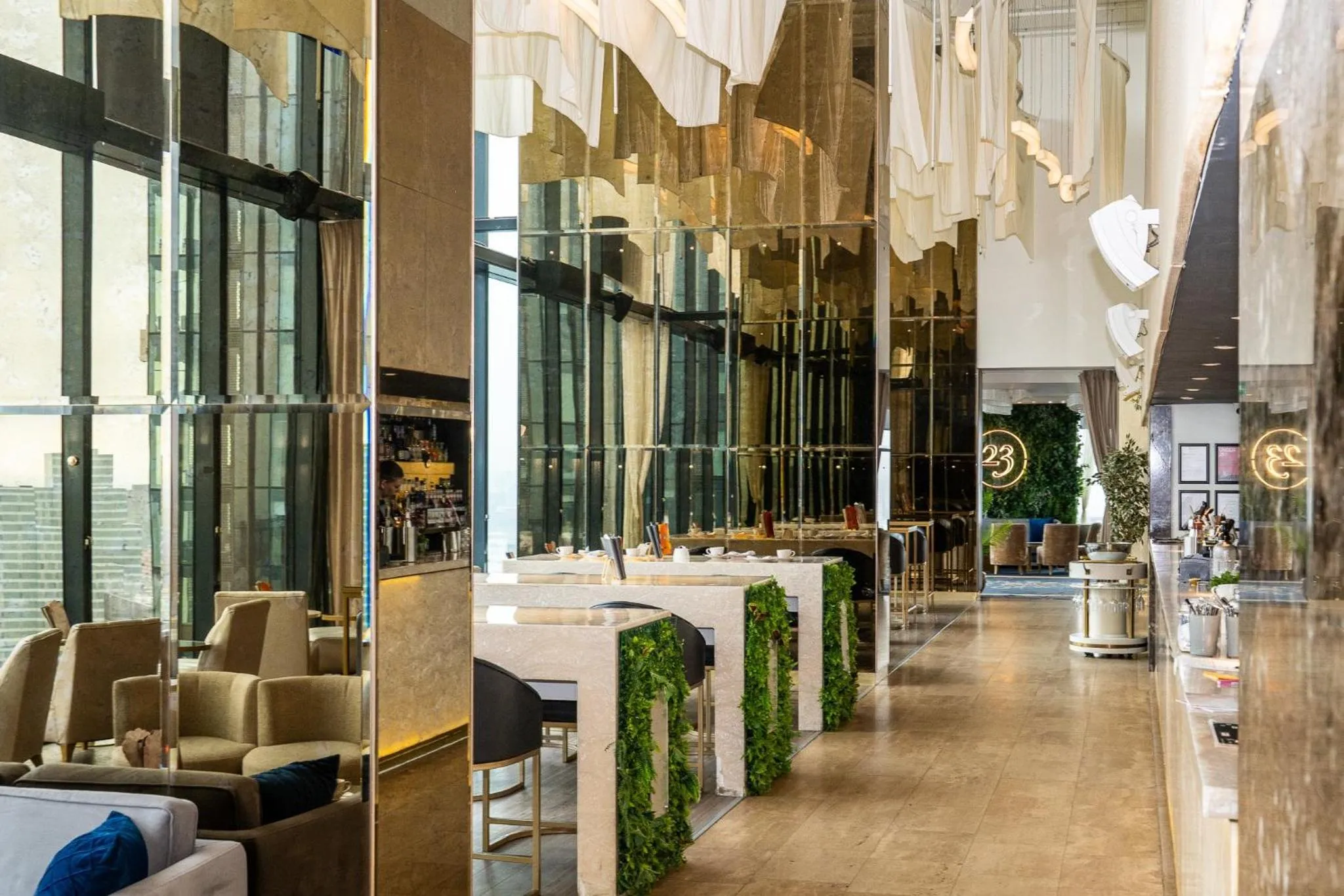 Lounge or bar in The Manchester Deansgate Hotel, by IHG