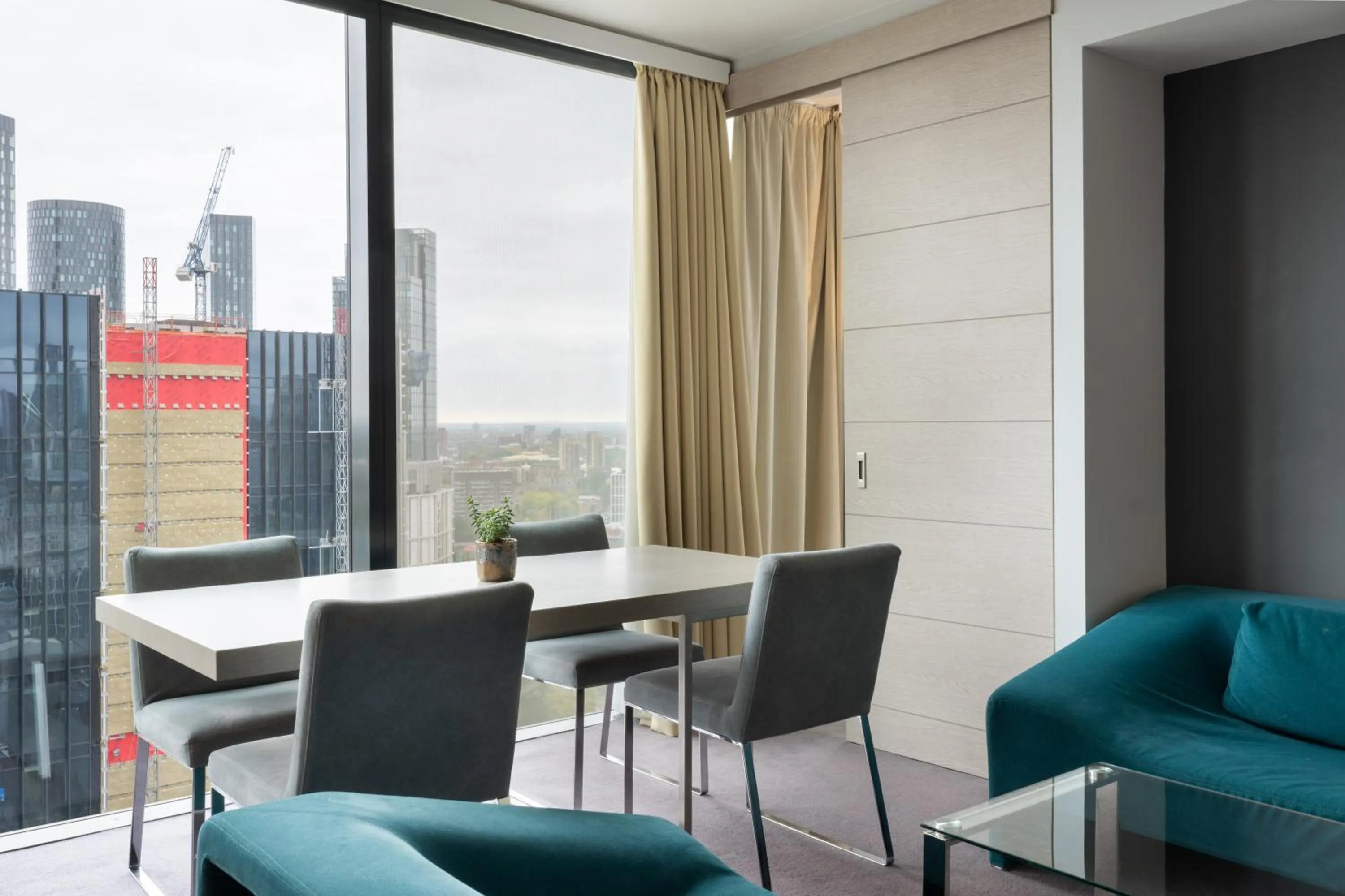 Dining area in The Manchester Deansgate Hotel, by IHG