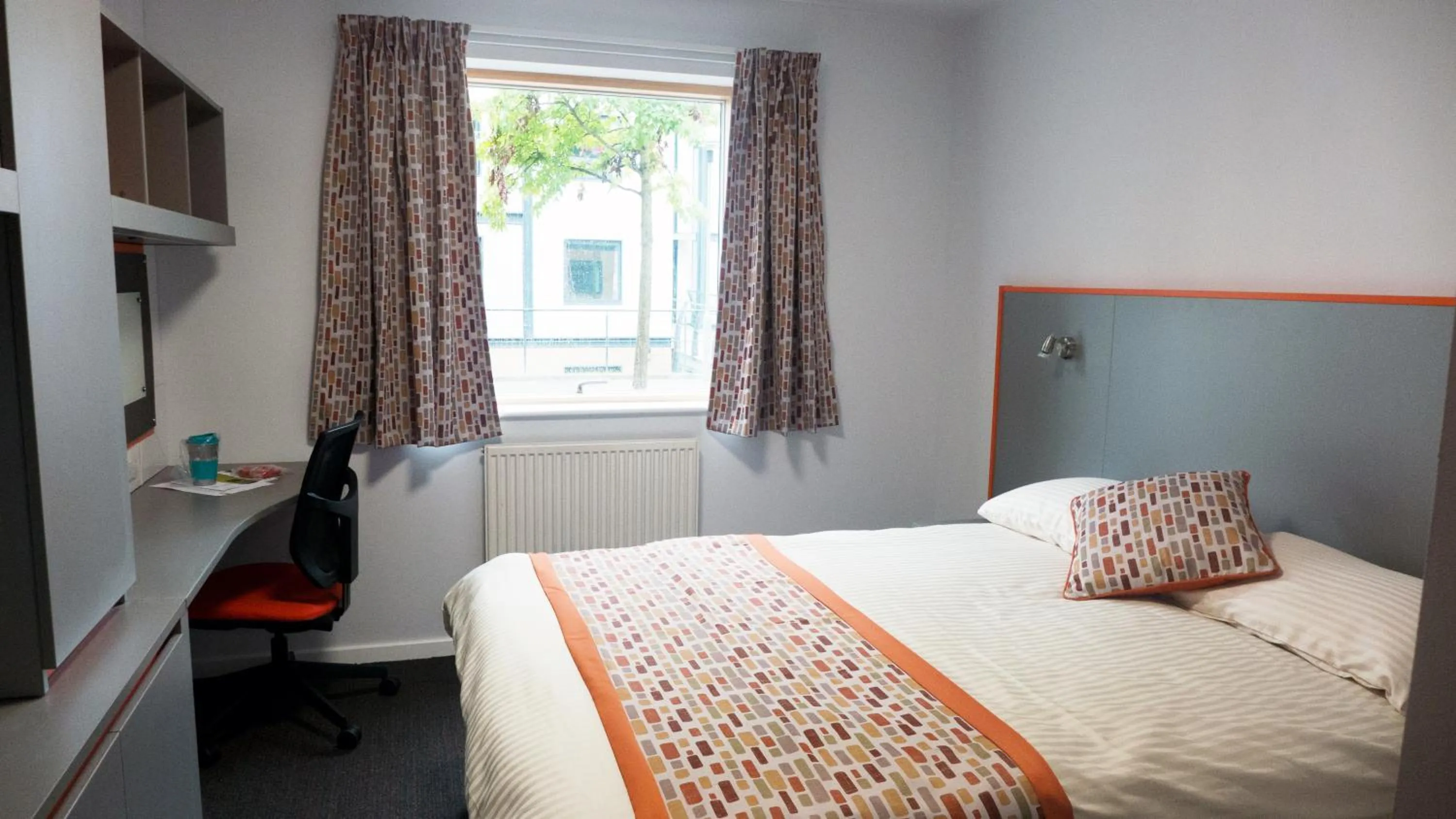 Bedroom, Bed in Tyler Court, University of Kent
