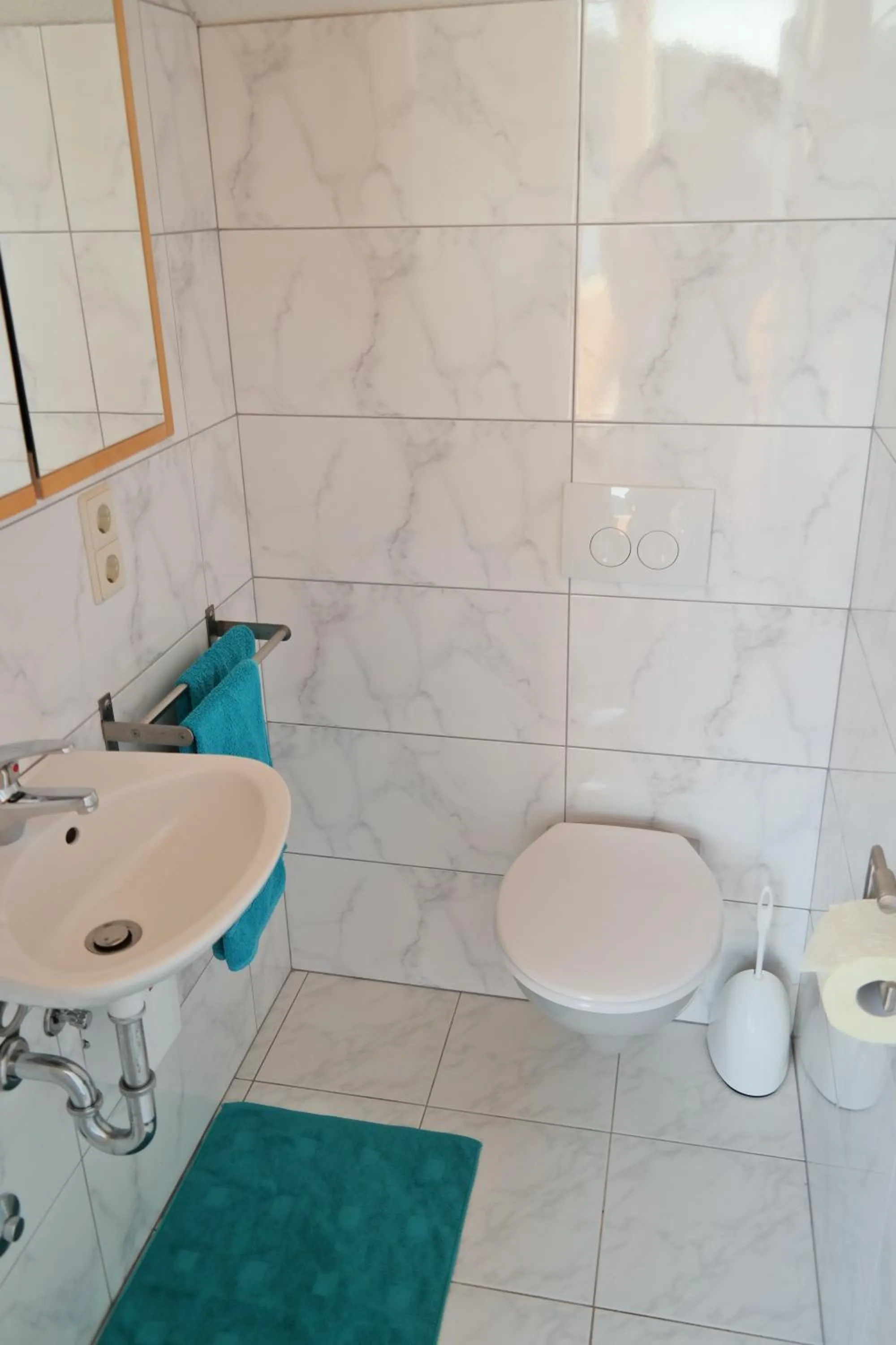 Toilet in Direkt am Meer-Apartments Puntaplanka