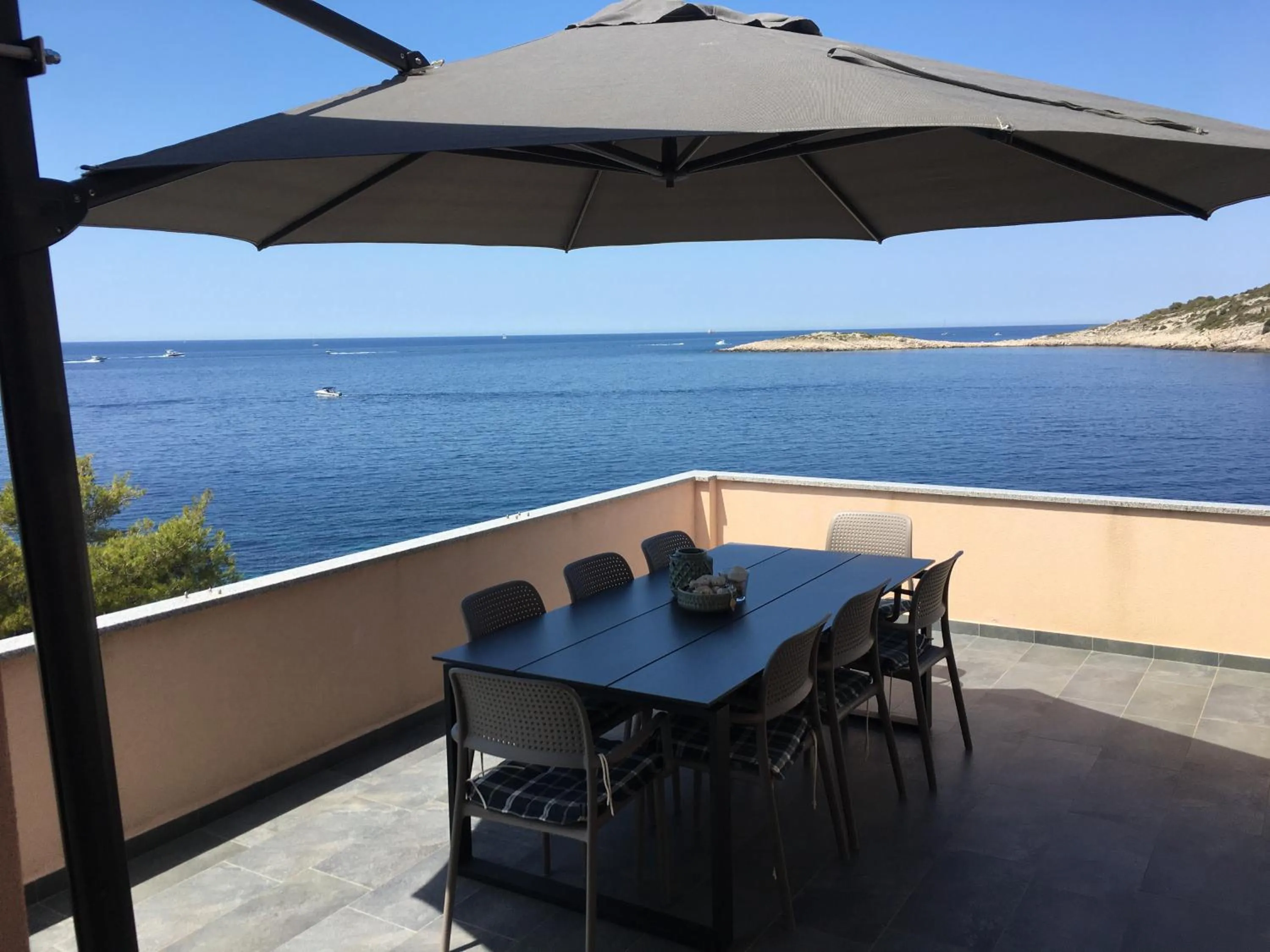 Balcony/Terrace in Direkt am Meer-Apartments Puntaplanka