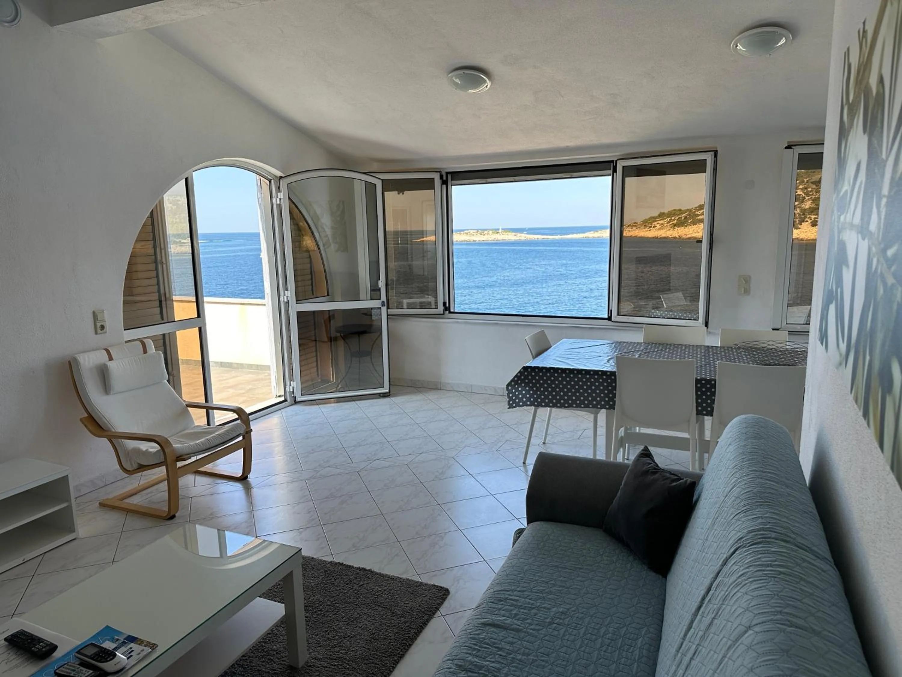 Direkt am Meer-Apartments Puntaplanka