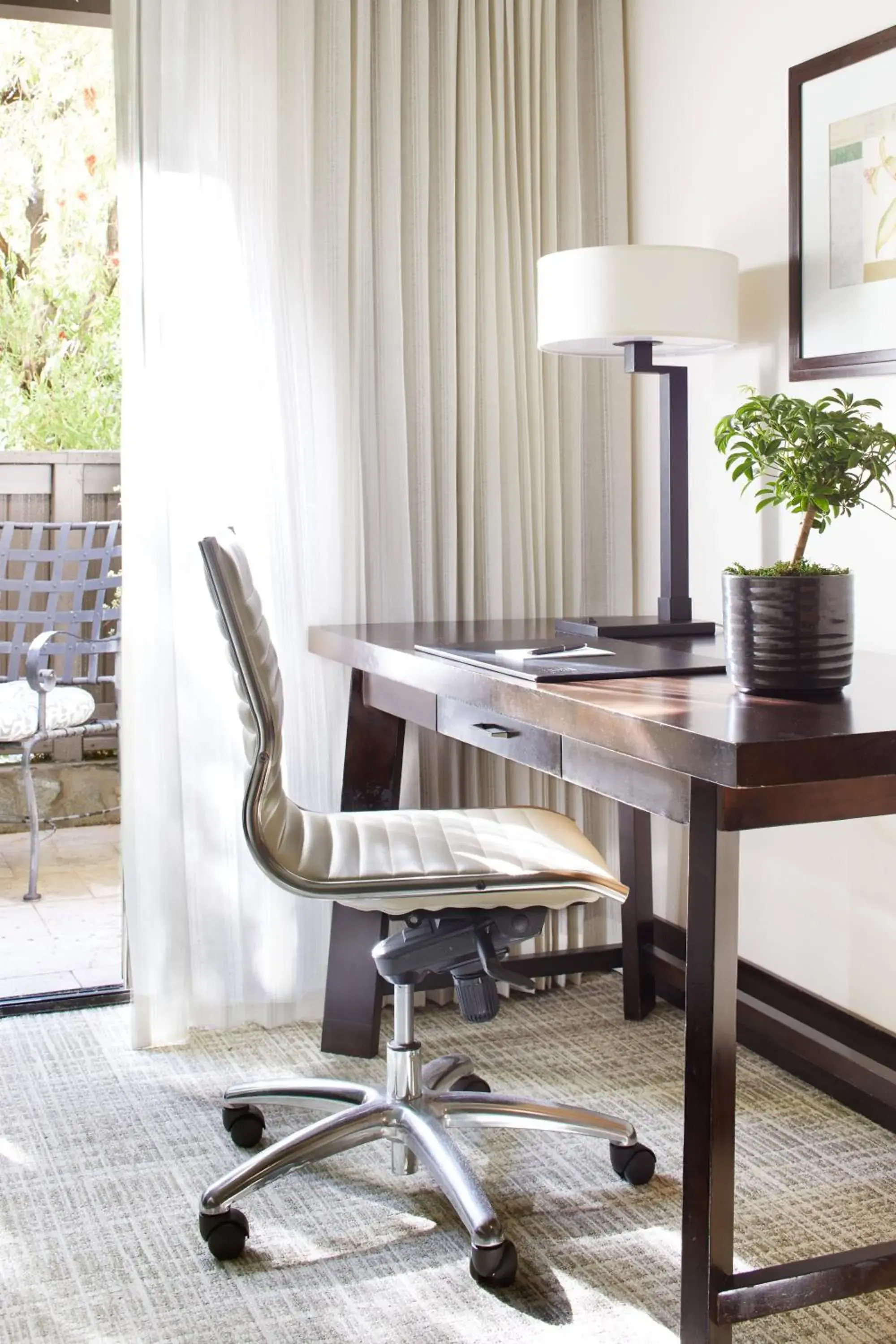 Bedroom in Ambrose Hotel Bedroom in Ambrose Hotel