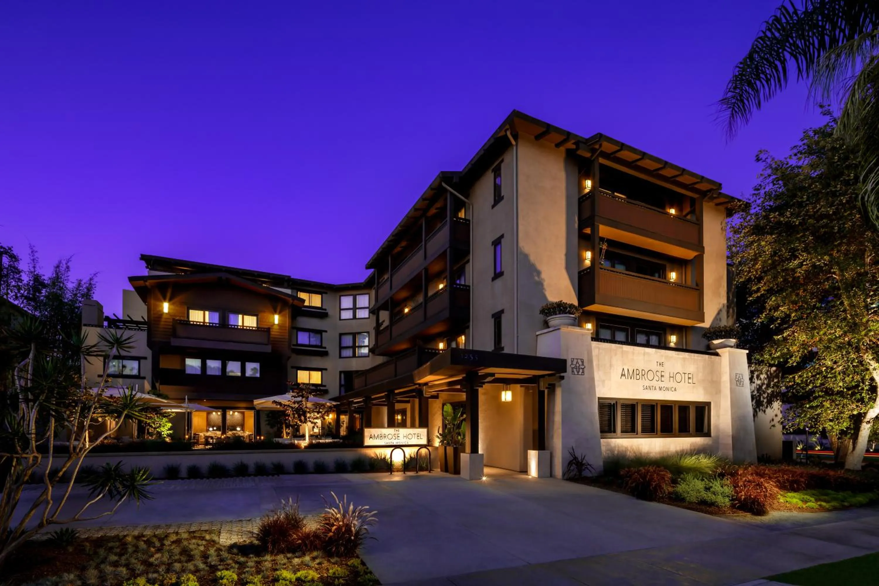 Facade/entrance in Ambrose Hotel