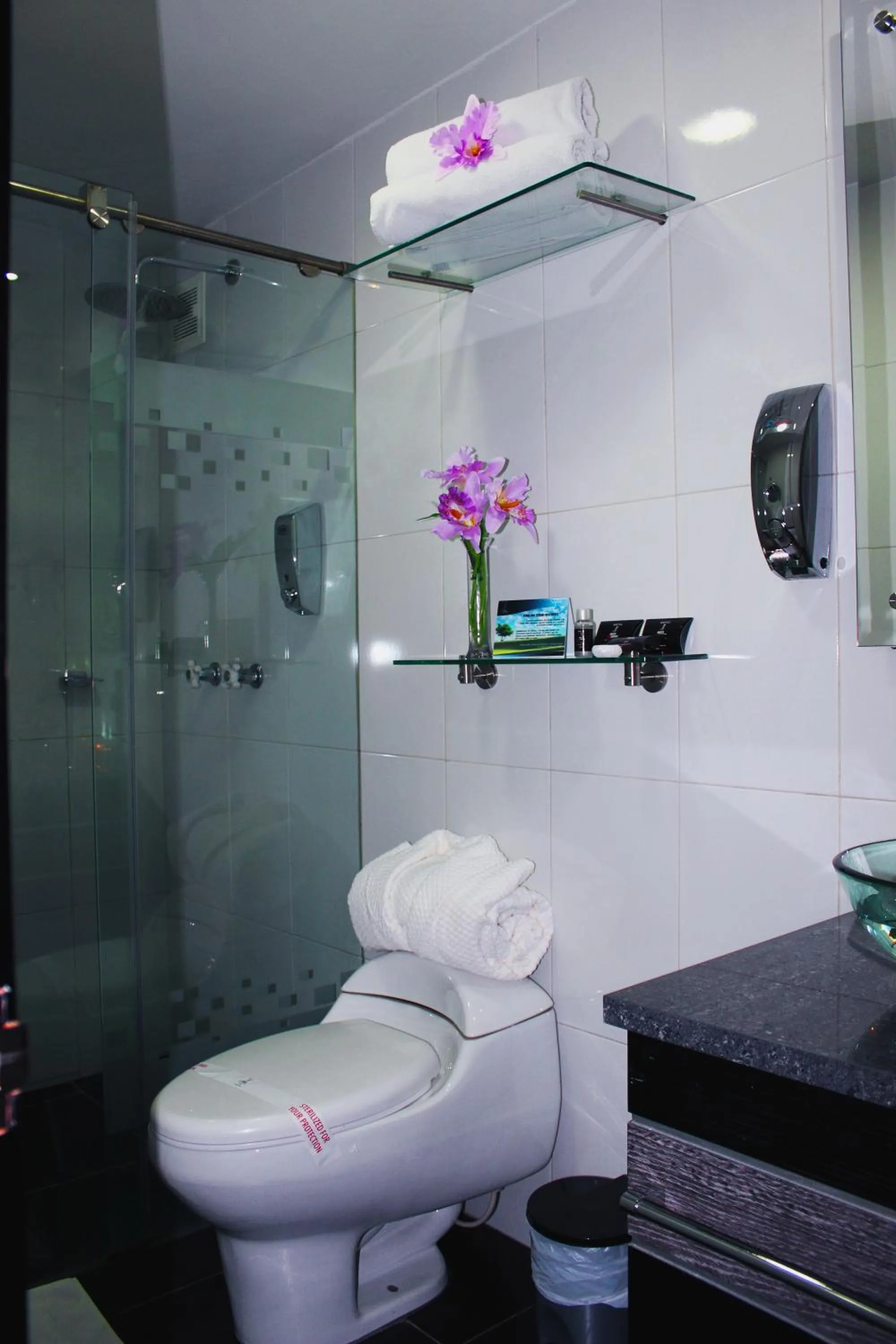 Bathroom in Hotel Bogota Expocomfort - Embajada Americana