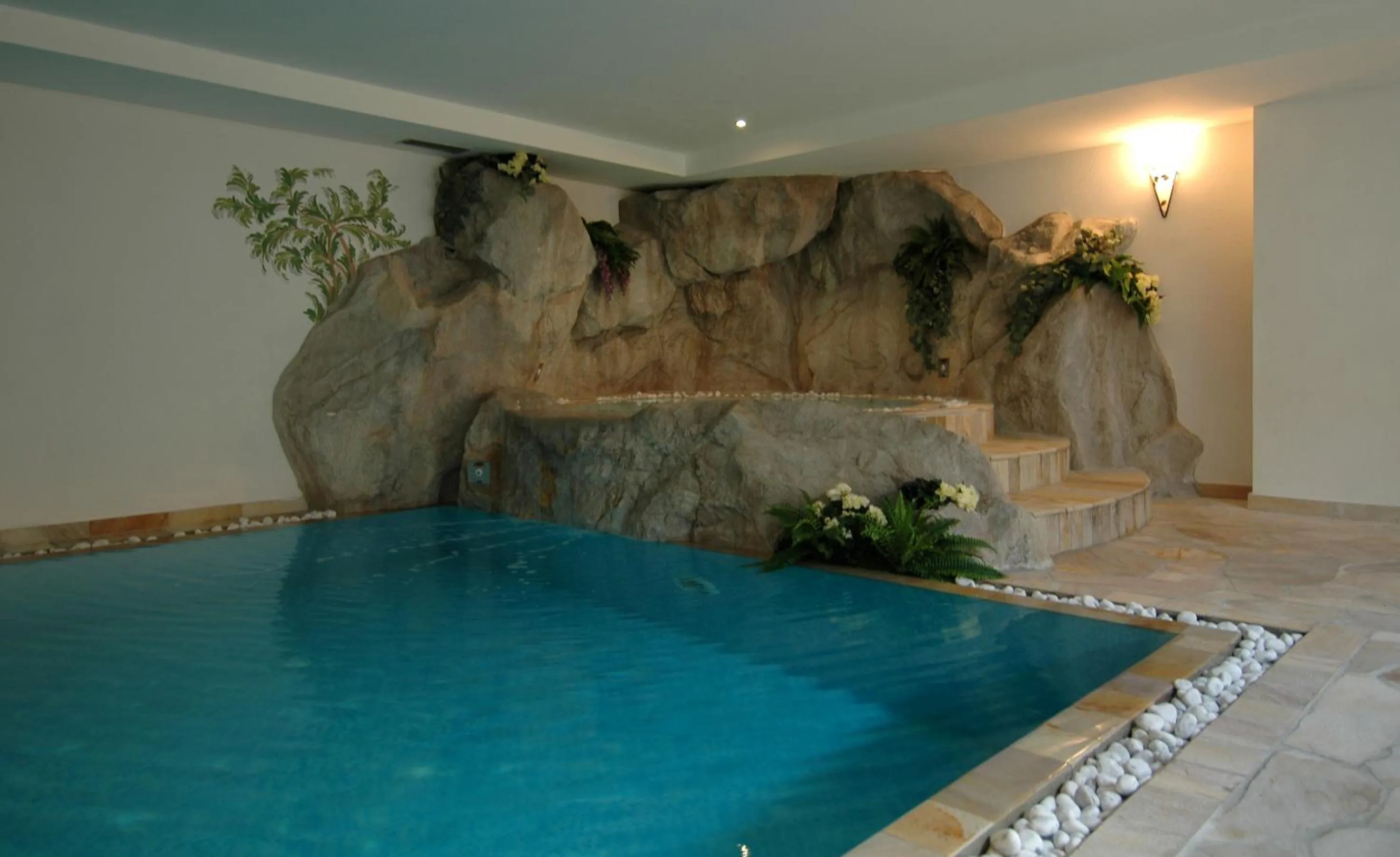 Swimming pool in Residence Pez Gajard