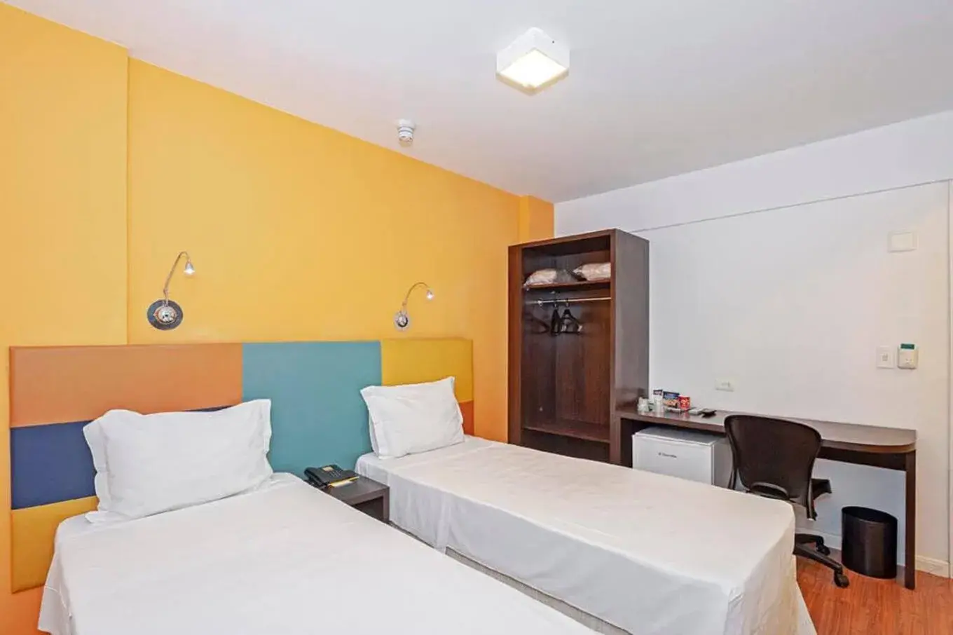 Bed in Camboriu Express Bed in Camboriu Express