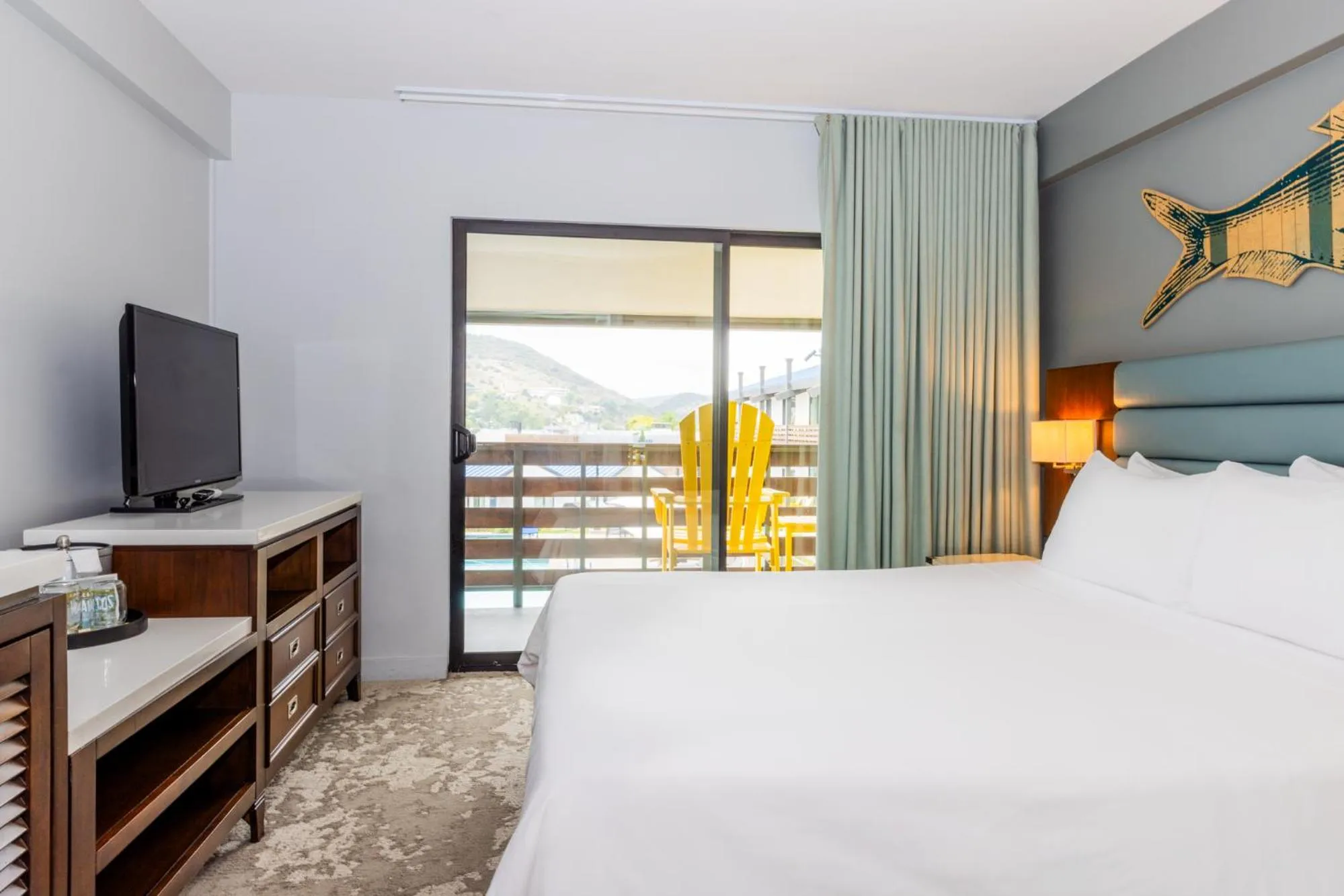 Bed in Lakehouse Resort