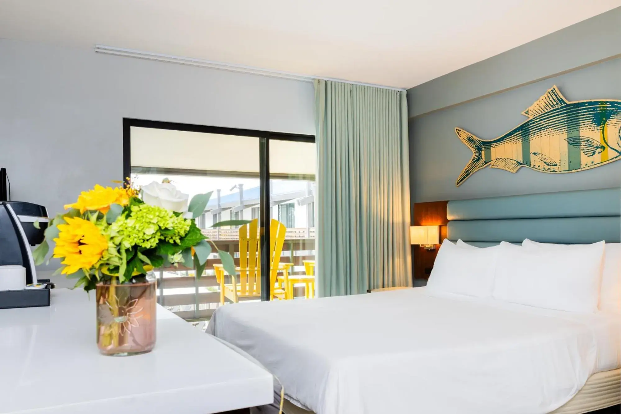 Bed in Lakehouse Resort Bed in Lakehouse Resort