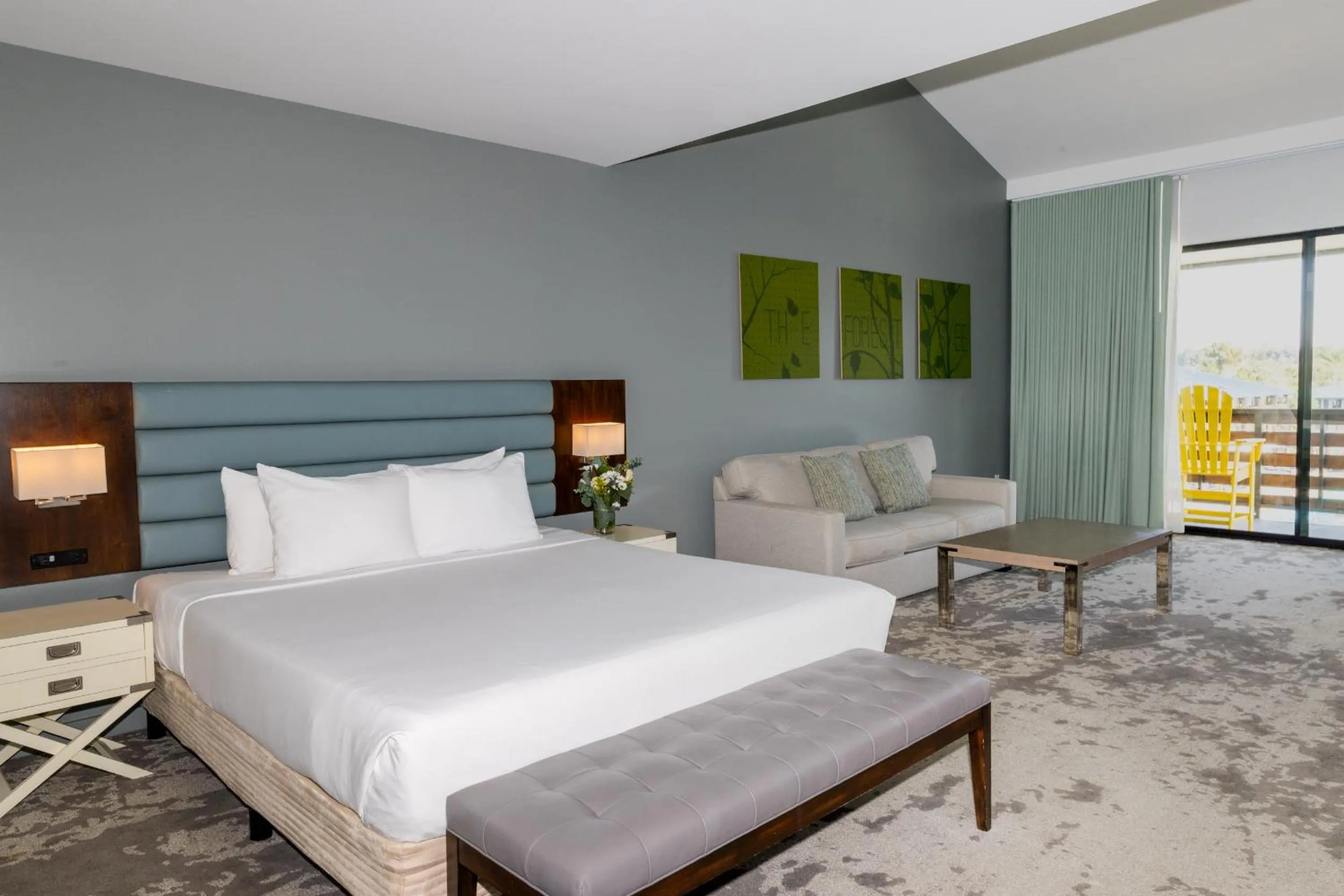 Bed in Lakehouse Resort