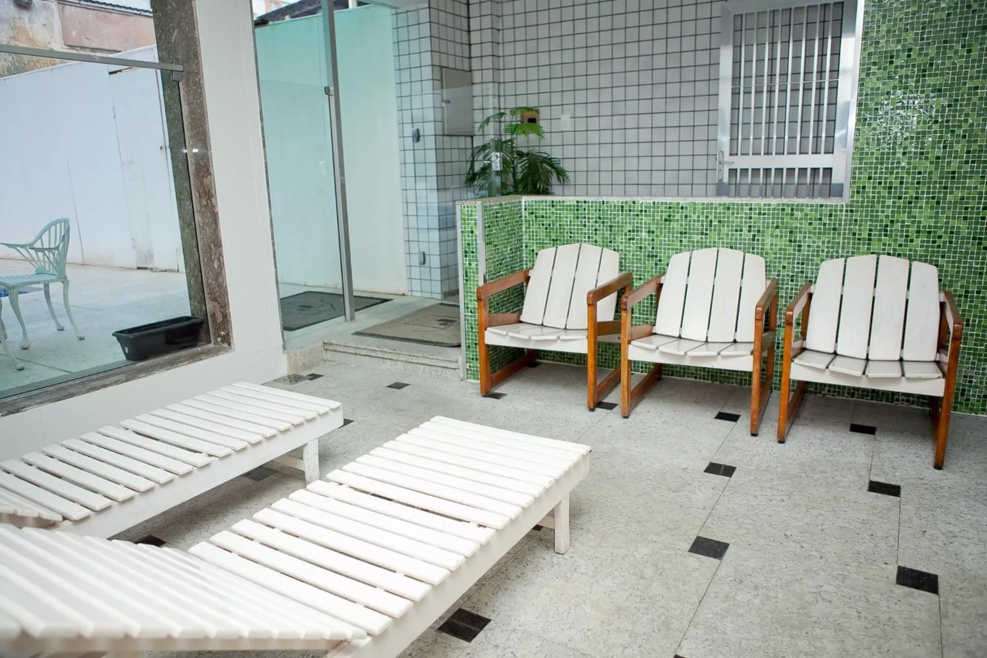 Seating area in Ritz Plaza Hotel