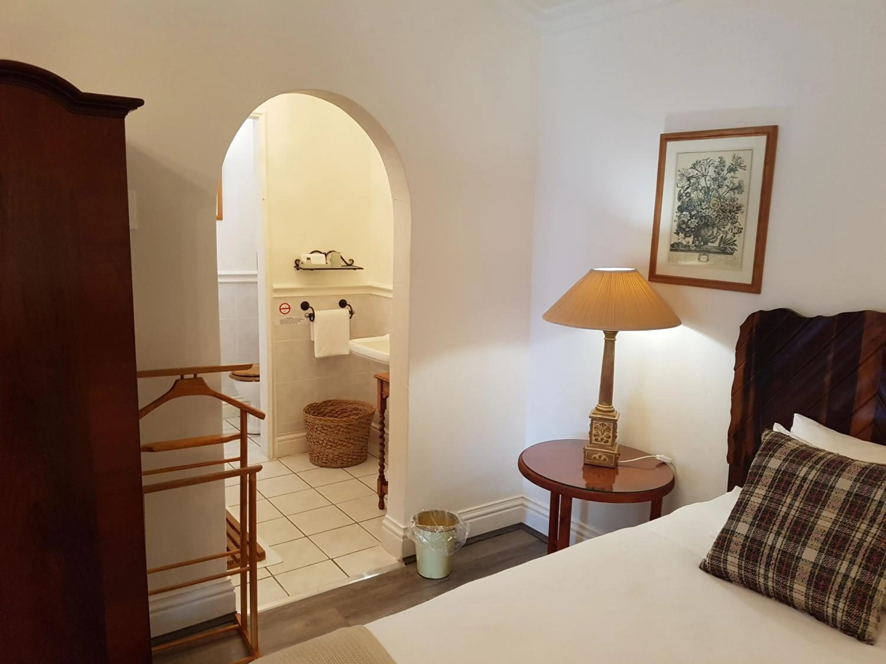 Bathroom, Bed in Sherwood's Country House