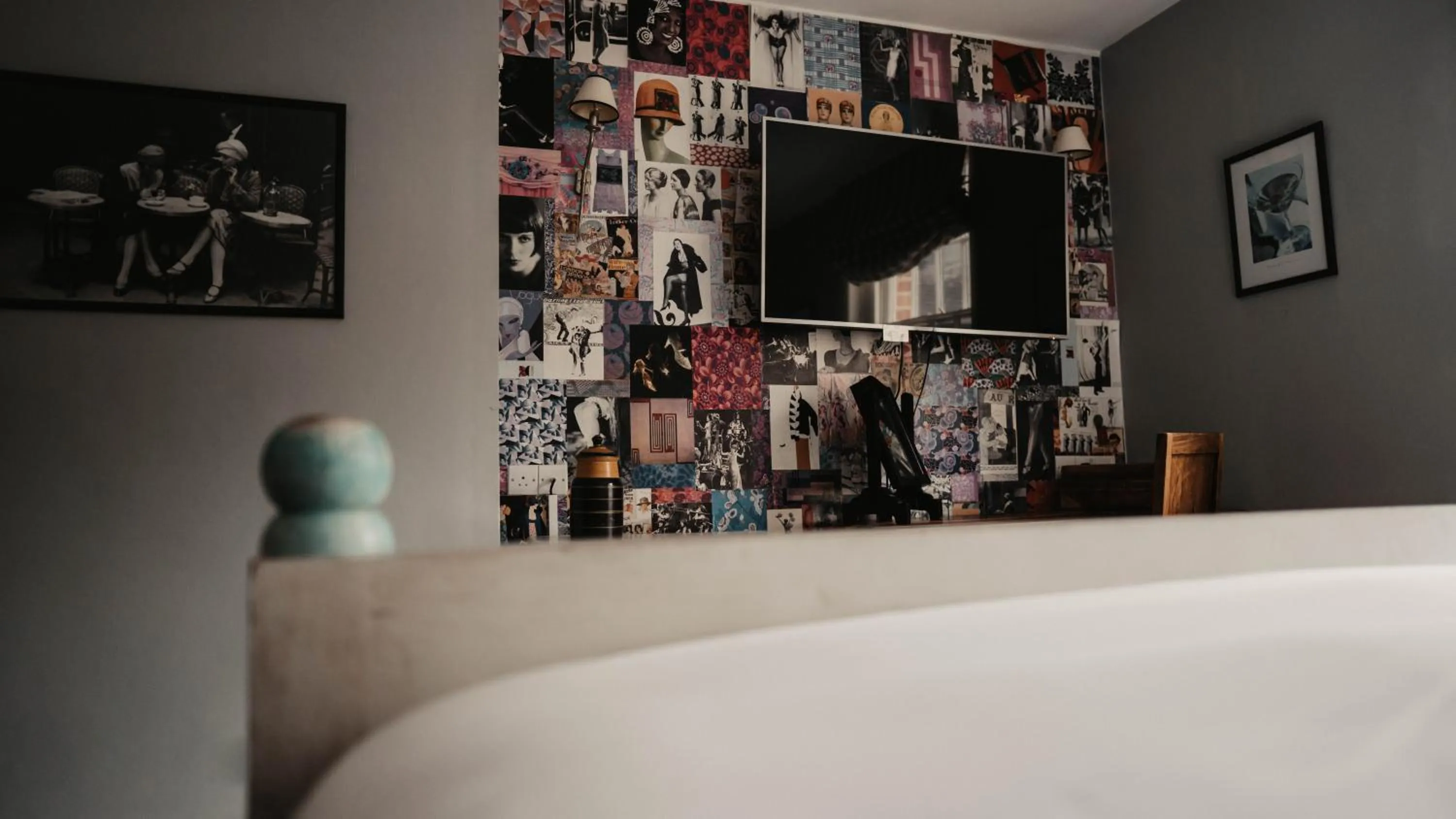 Bed in Elephant Hotel