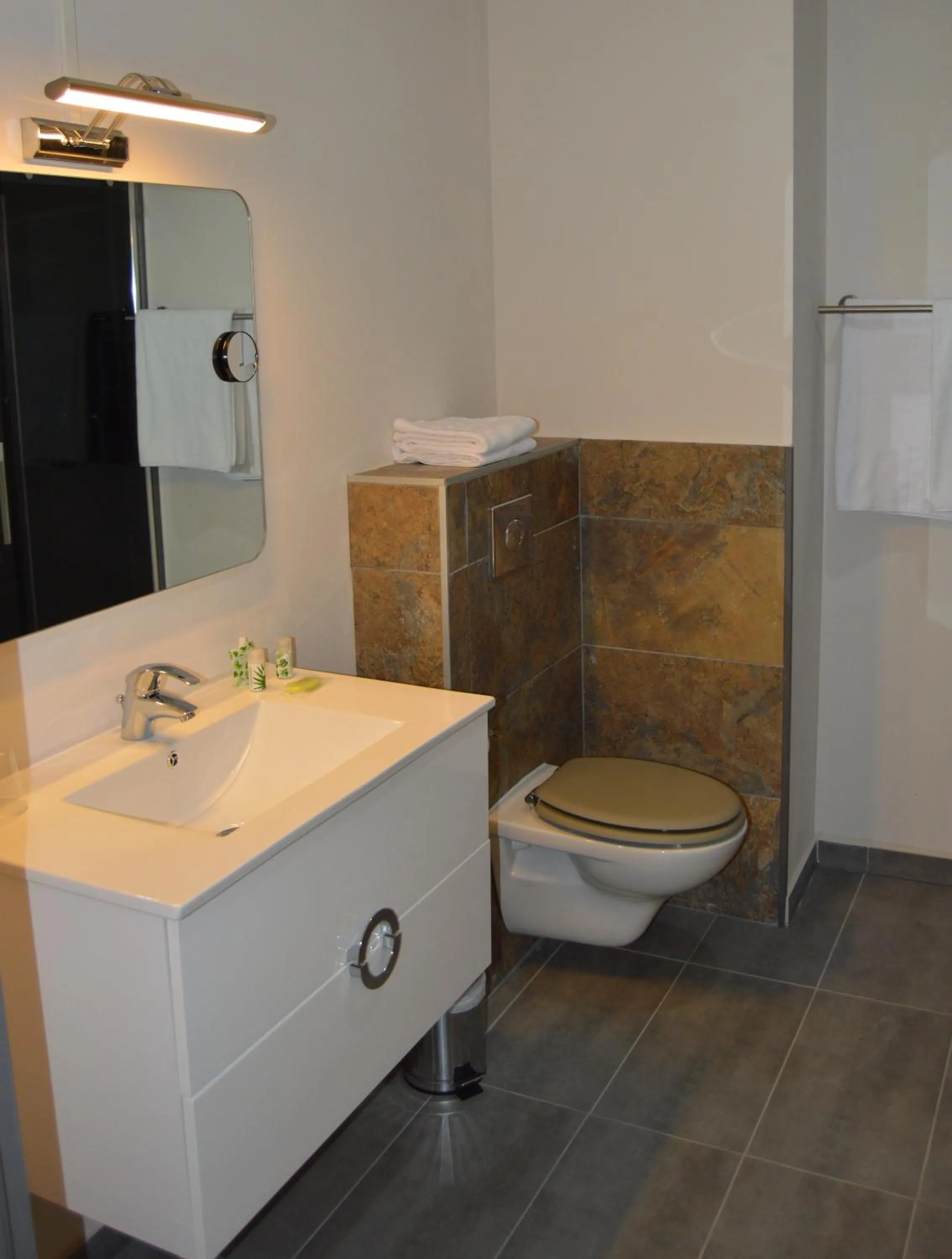 L'Hôtel du Lac Casteljaloux