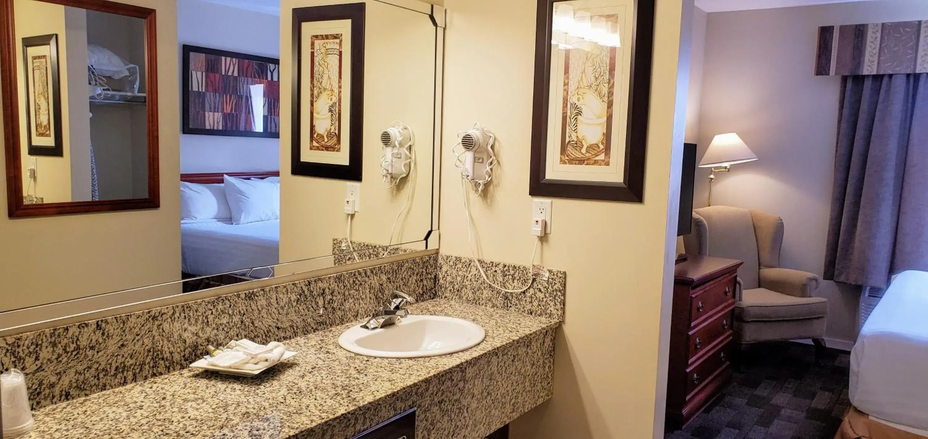 Bed in Travelodge by Wyndham Stony Plain Bed in Travelodge by Wyndham Stony Plain