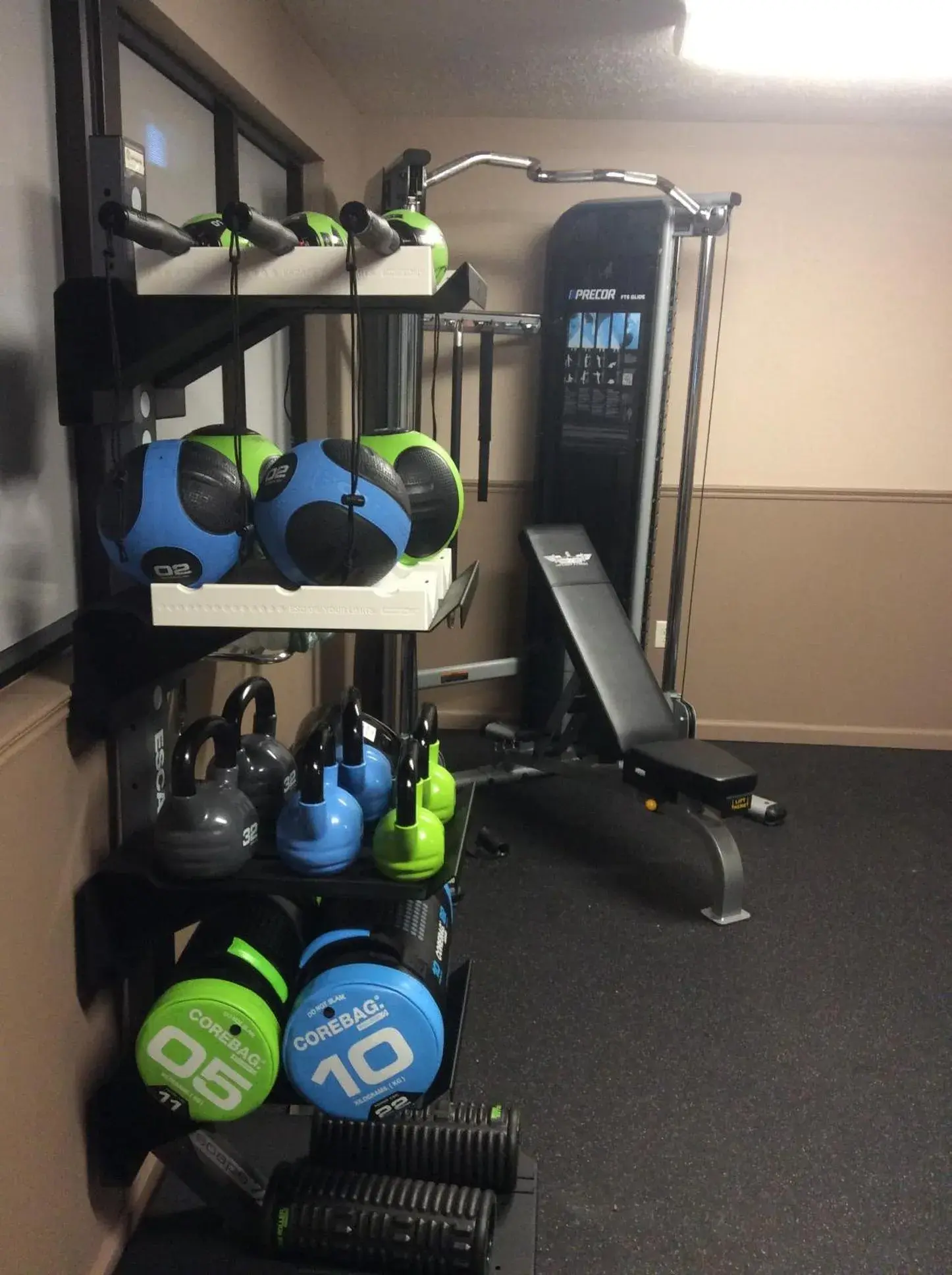 Fitness centre/facilities in Boarders Inn & Suites by Cobblestone Hotels - Grand Island Fitness centre/facilities in Boarders Inn & Suites by Cobblestone Hotels - Grand Island