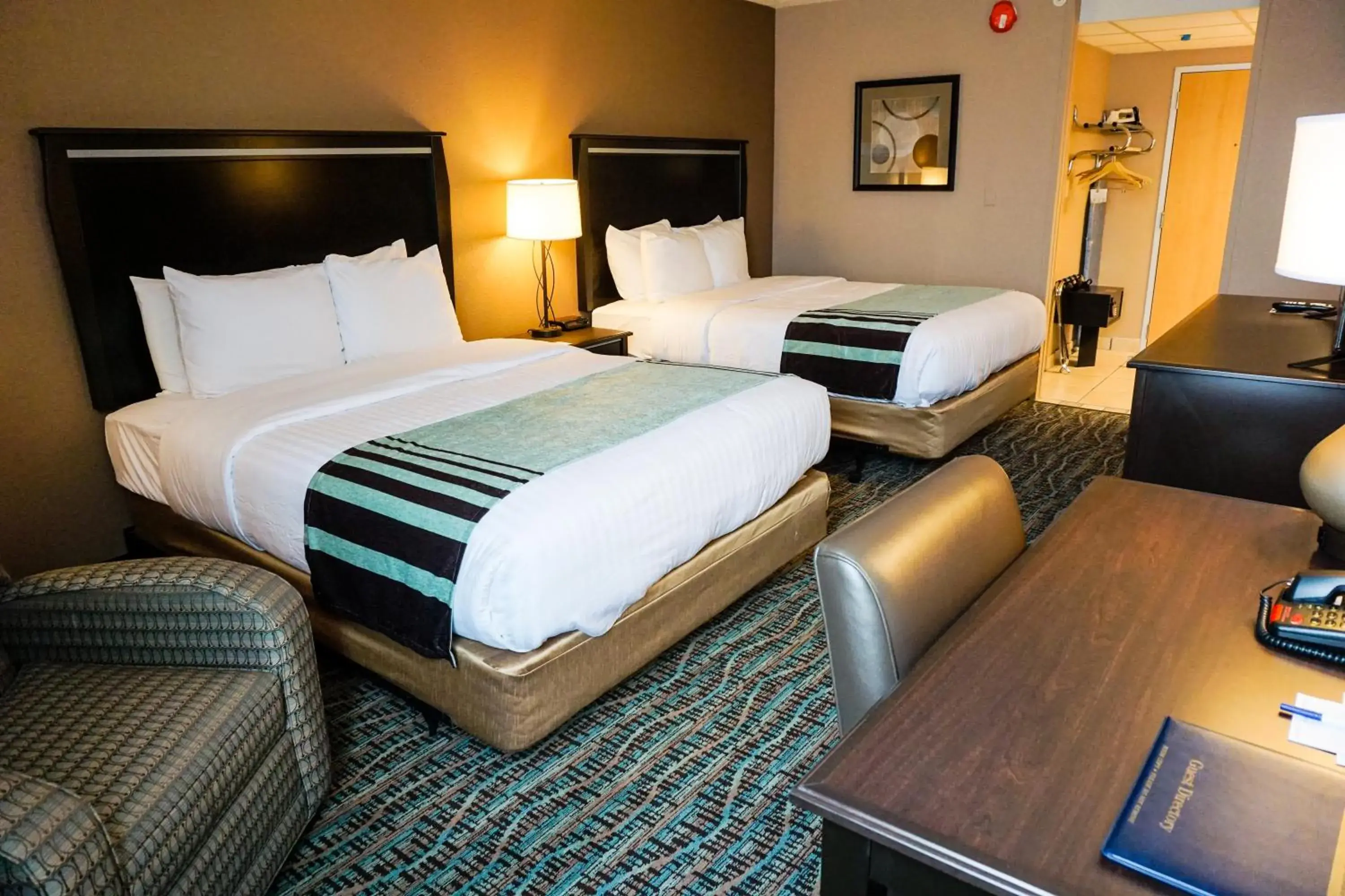 Bedroom in Boarders Inn & Suites by Cobblestone Hotels - Grand Island Bedroom in Boarders Inn & Suites by Cobblestone Hotels - Grand Island