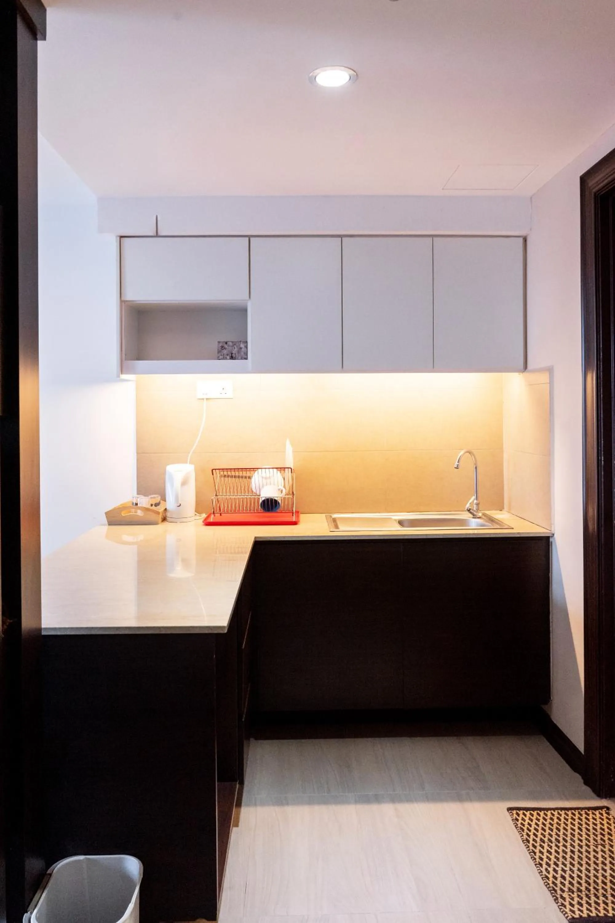Kitchen or kitchenette in Classy Studio Apartment (KBCP)