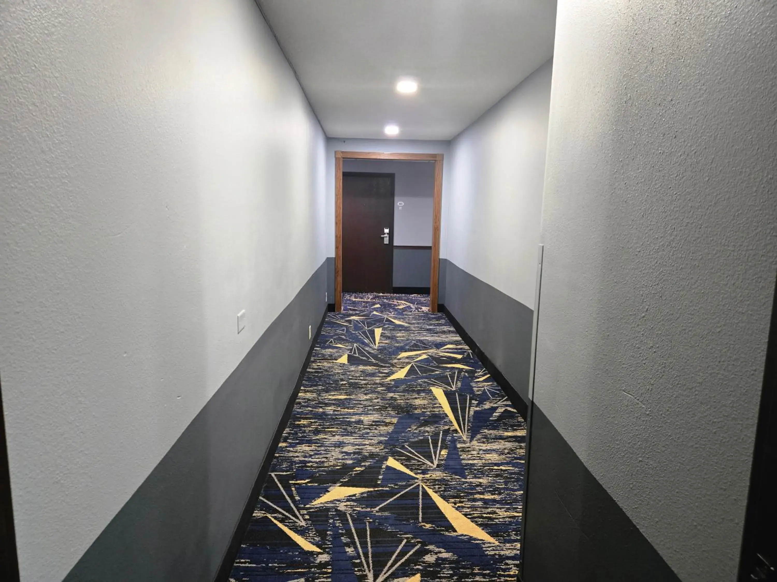 Property building in TownHouse Extended Stay Hotel Downtown Property building in TownHouse Extended Stay Hotel Downtown