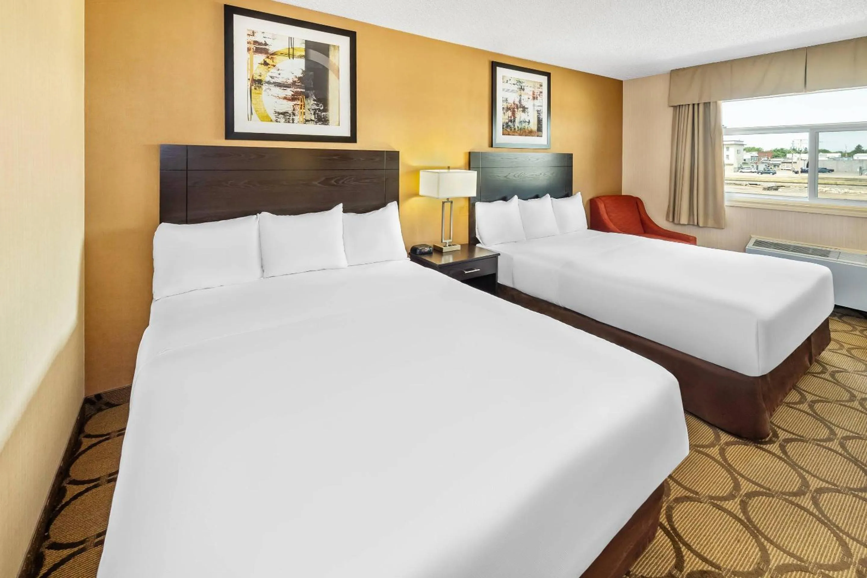 Bedroom, Bed in Econo Lodge