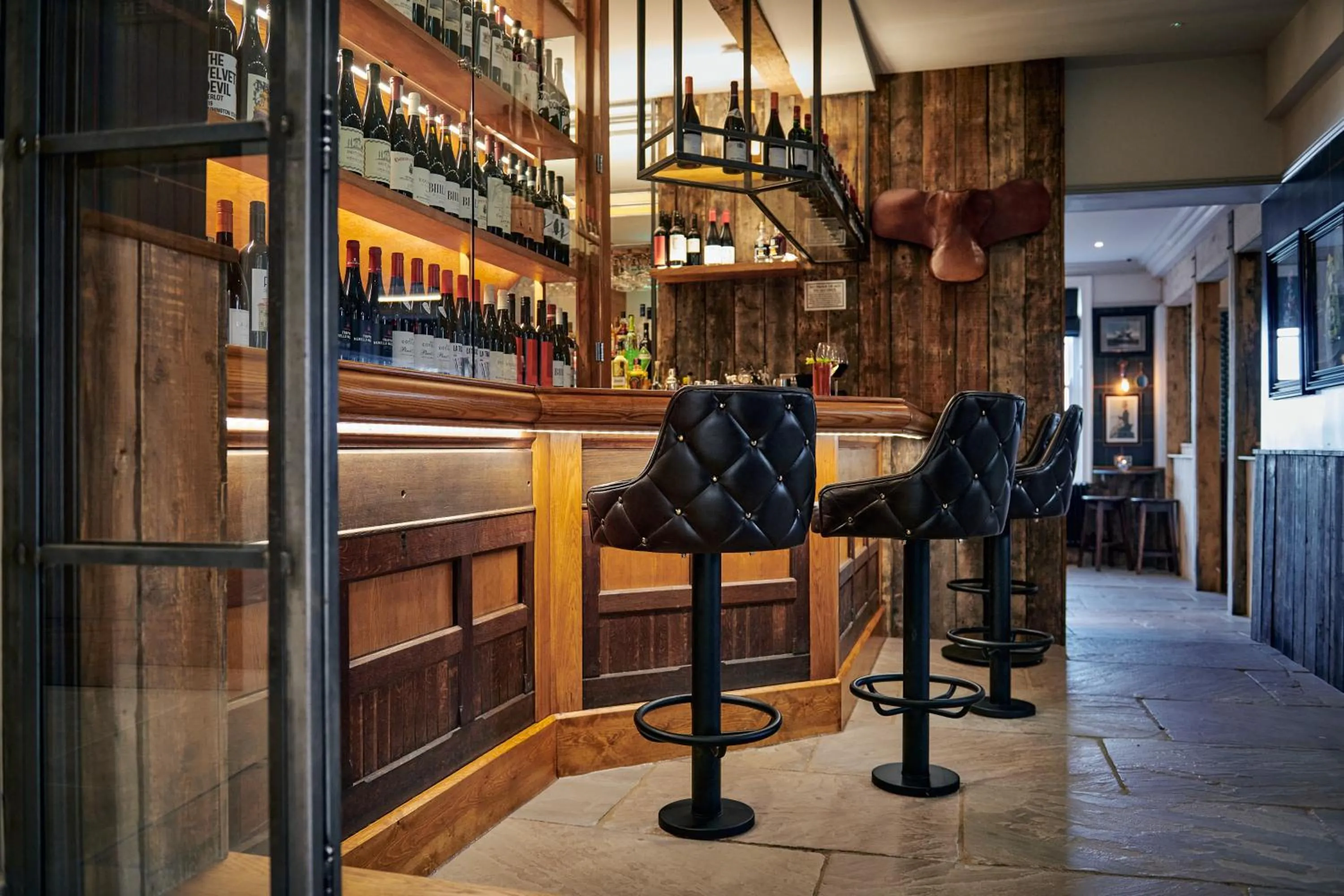 Lounge or bar in Hare and Hounds - Newbury