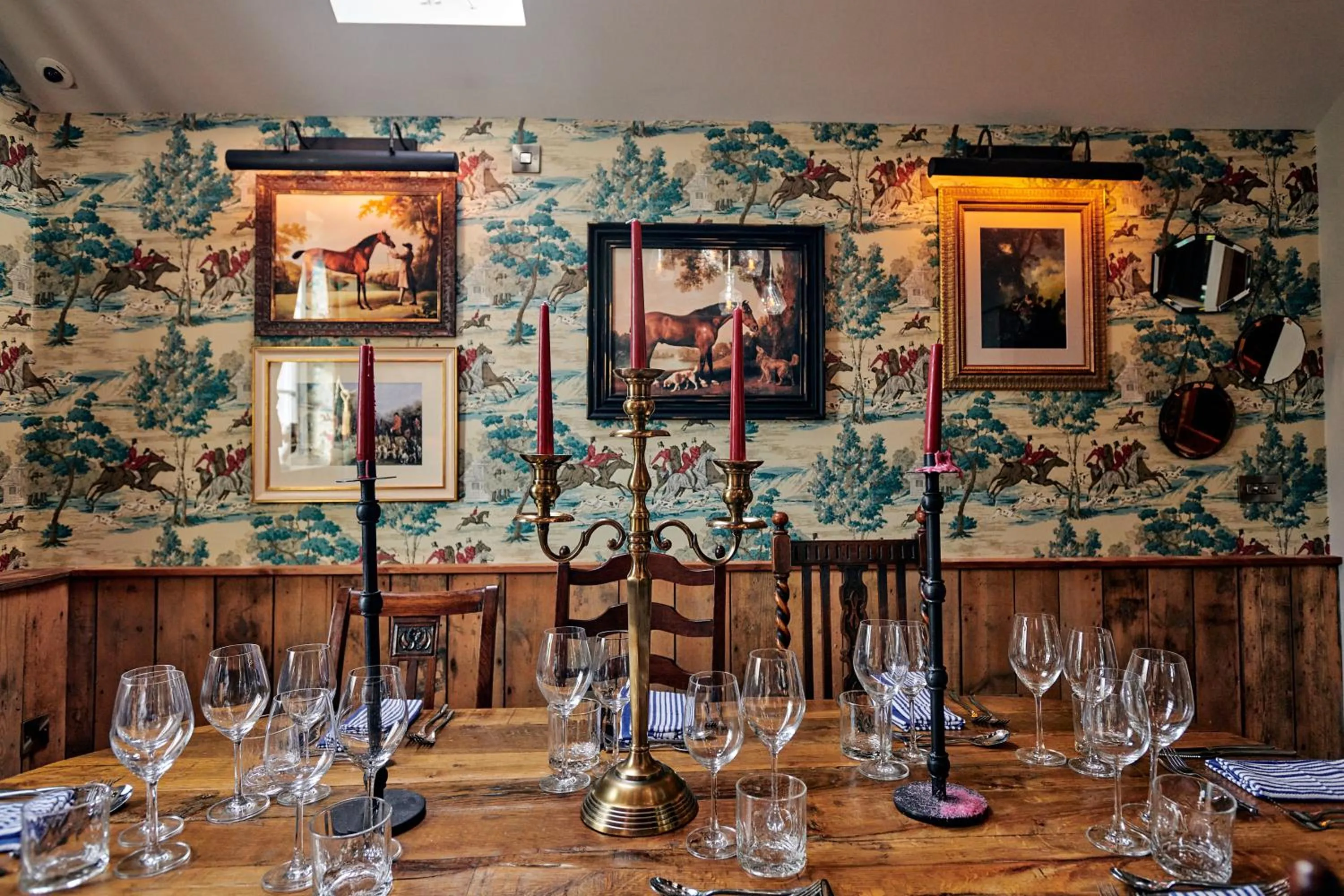 Food and drinks in Hare and Hounds - Newbury