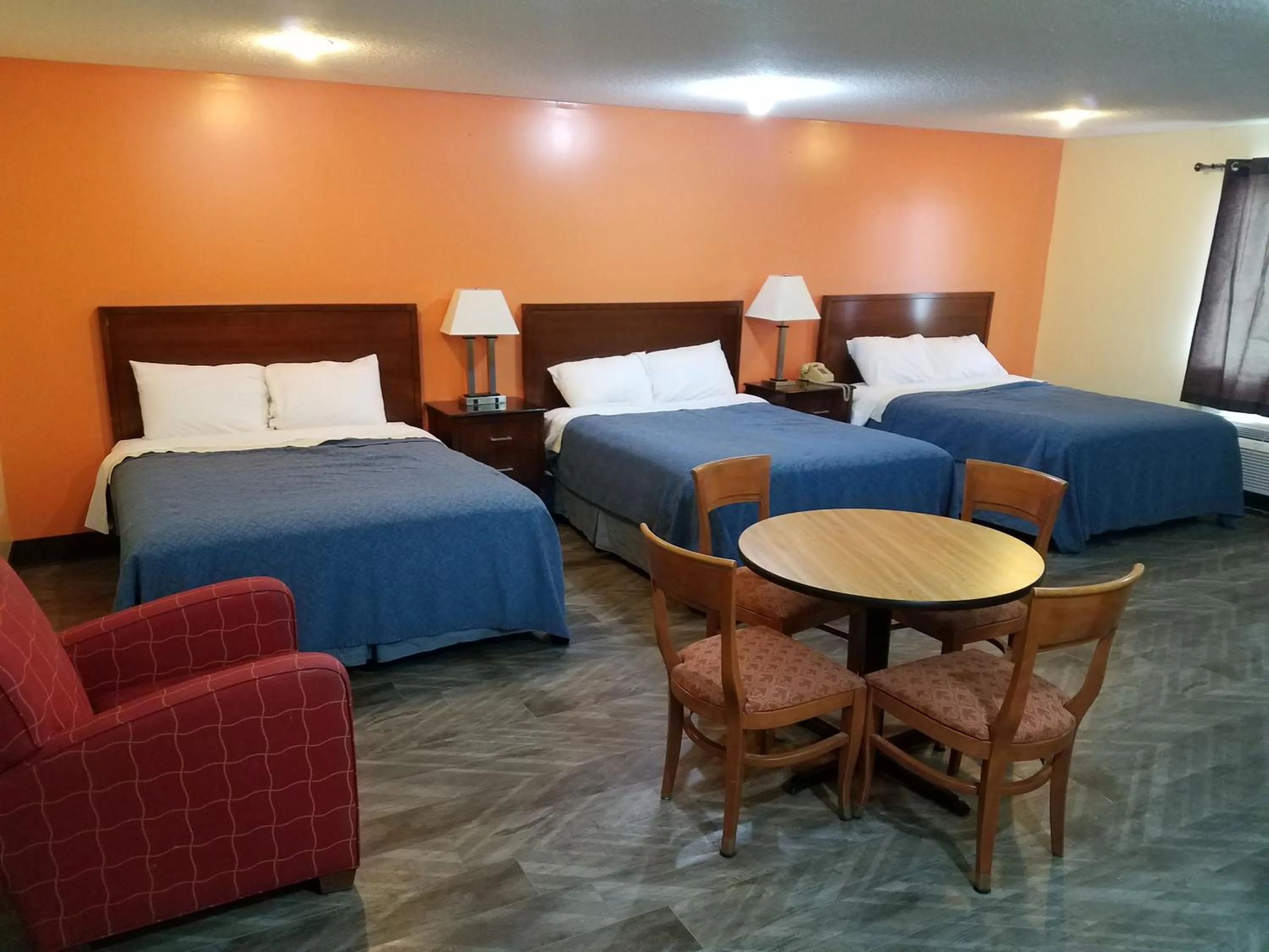 Bed in Western Inn South