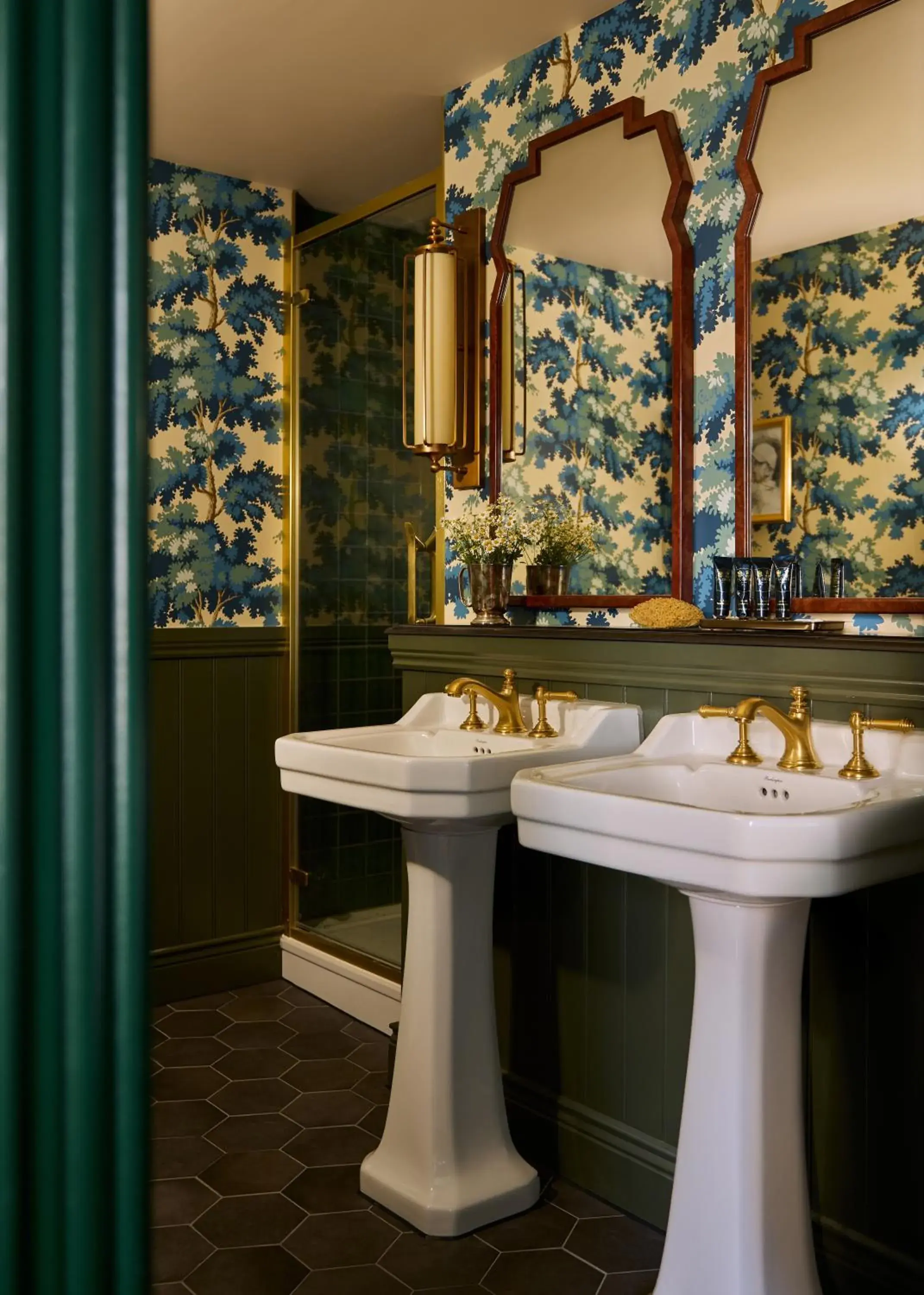 Deluxe Double or Twin Room in Portrush Adelphi Deluxe Double or Twin Room in Portrush Adelphi