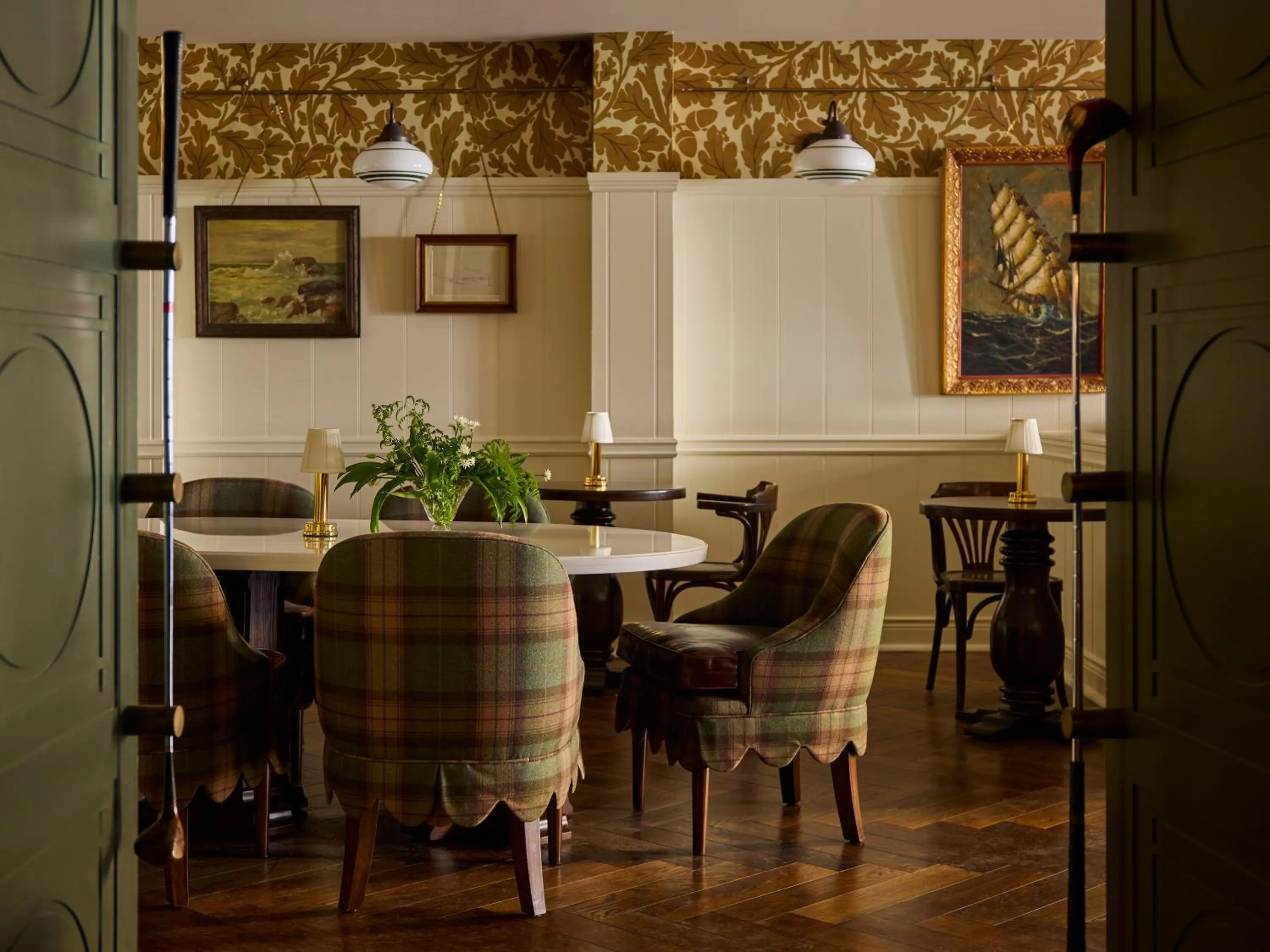 Restaurant/places to eat in Portrush Adelphi