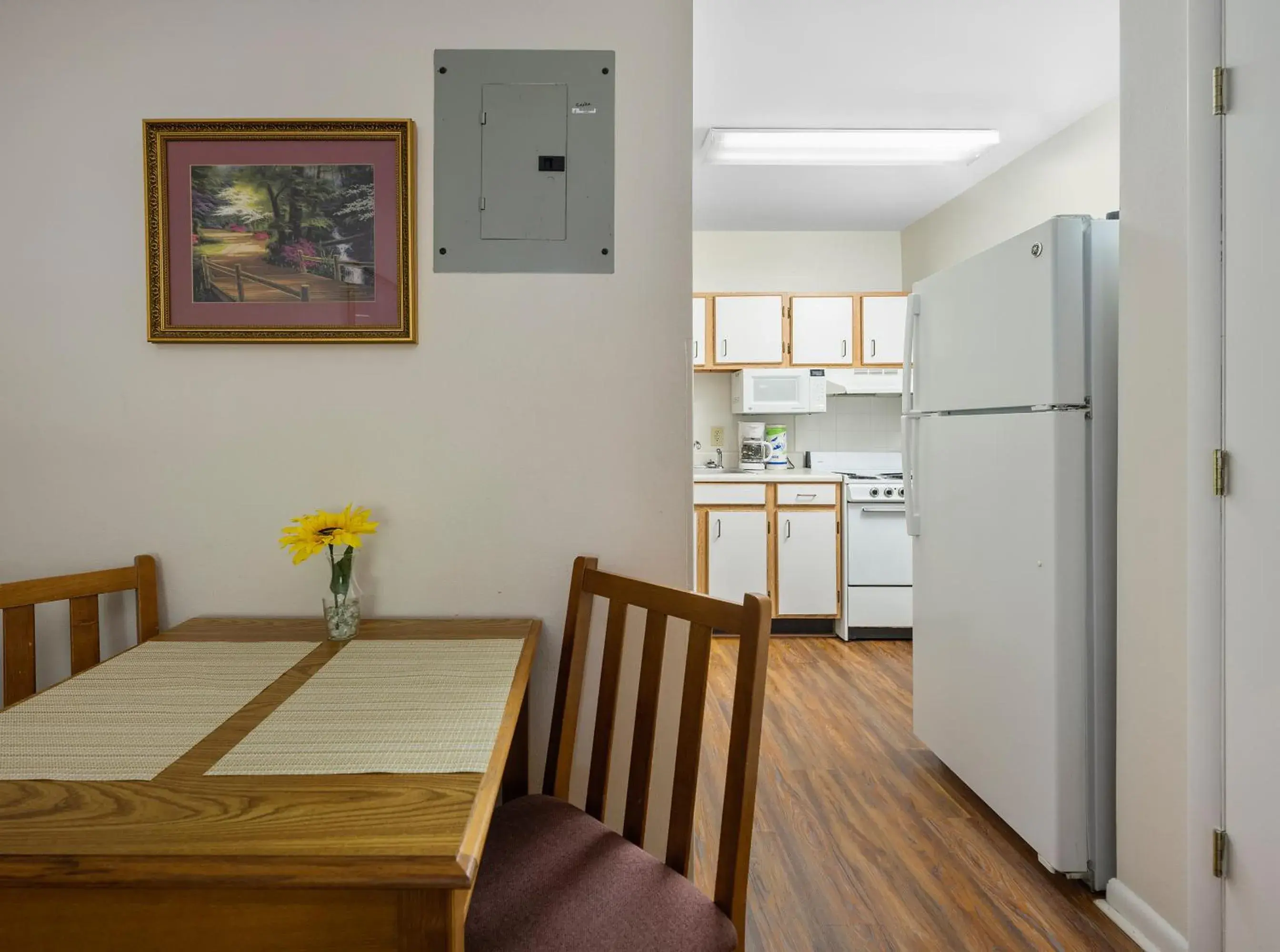 Kitchen or kitchenette in Affordable Suites Myrtle Beach Kitchen or kitchenette in Affordable Suites Myrtle Beach
