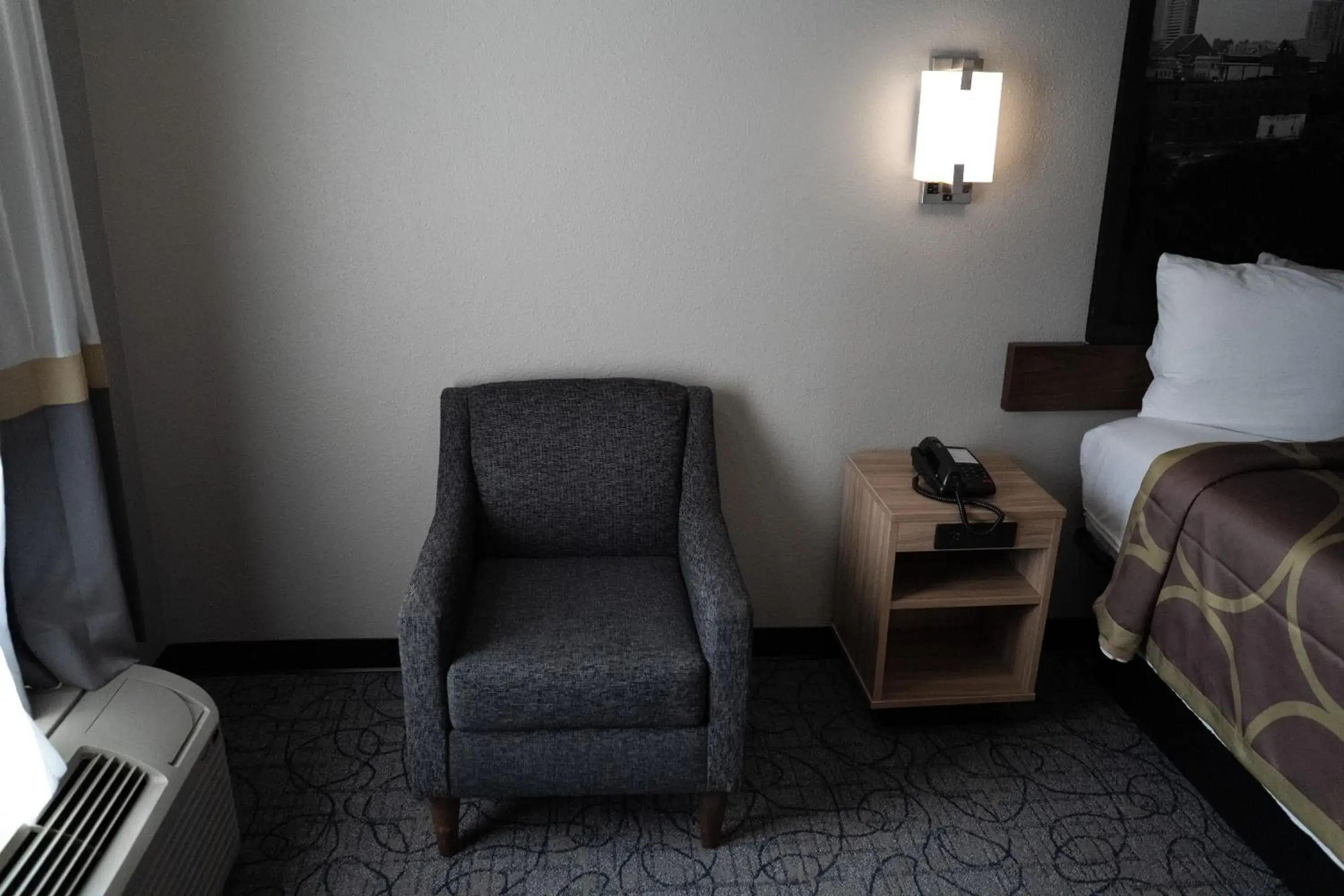 Bed in Super 8 by Wyndham Antioch/Nashville South East Bed in Super 8 by Wyndham Antioch/Nashville South East