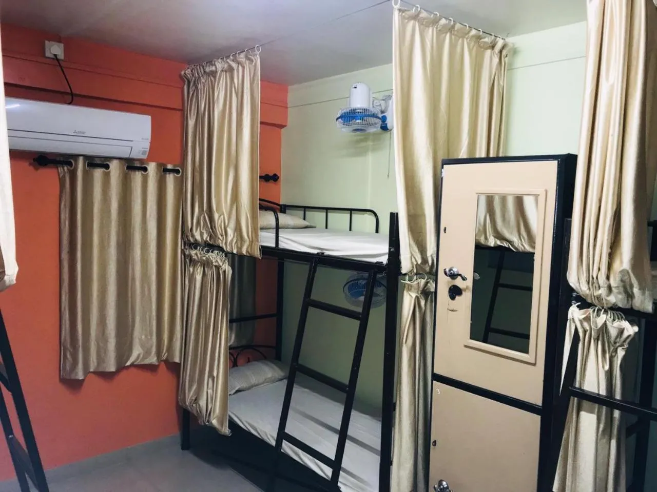 Ashirwad Guest House (Male Only)