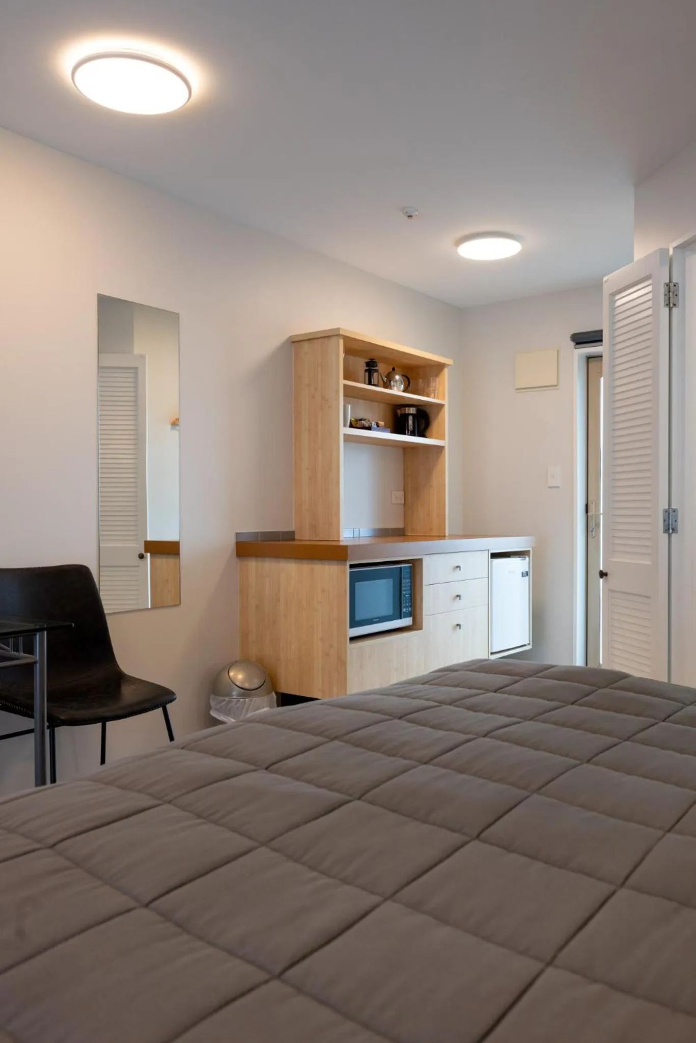 Kitchen or kitchenette in Tussock Peak Lodge