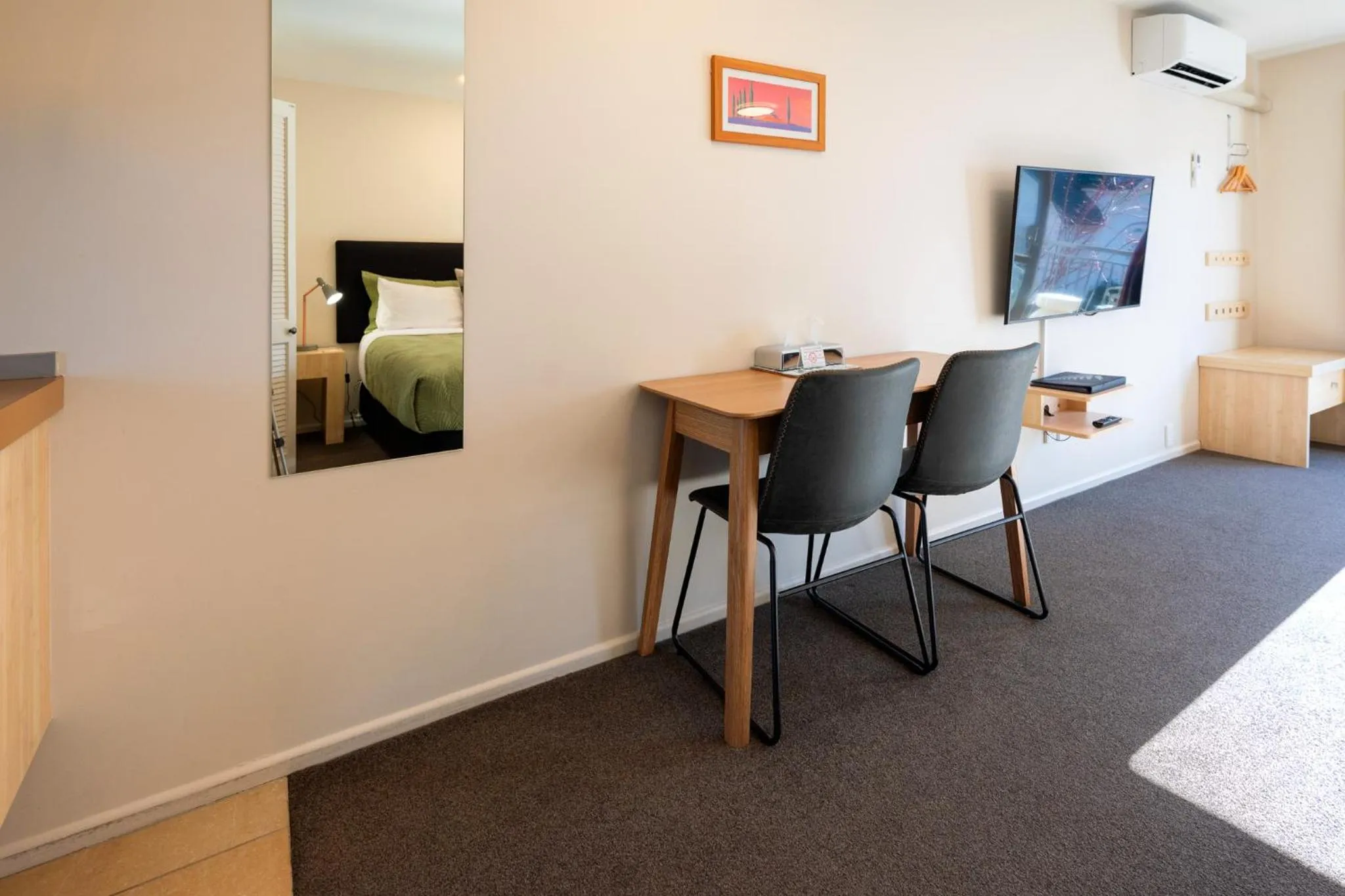 TV and multimedia in Tussock Peak Lodge