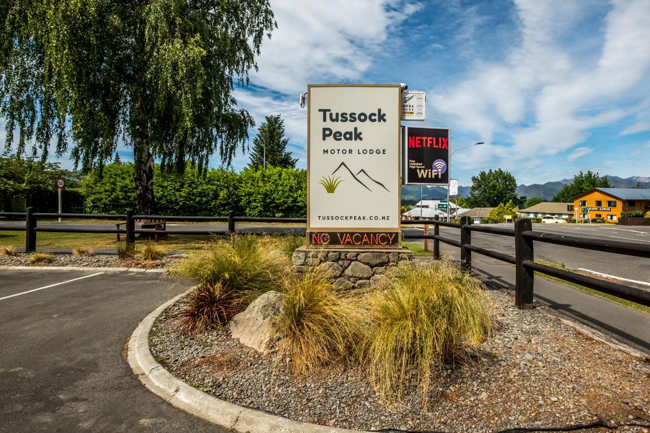 Day in Tussock Peak Lodge