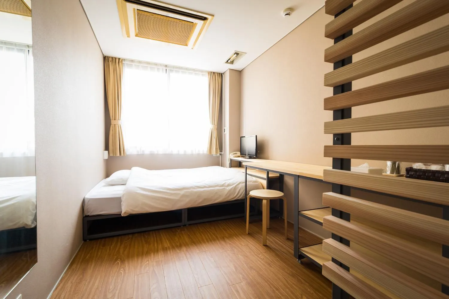 Photo of the whole room, Bed in Hotel Sun Garden Matsuyama