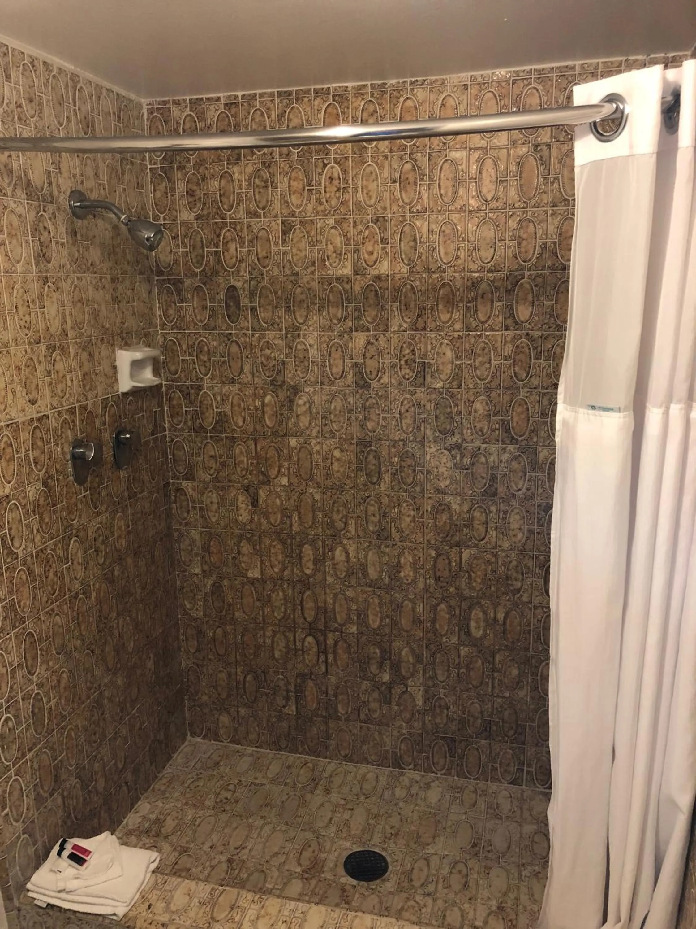 Shower in Days Inn by Wyndham Camarillo - Ventura