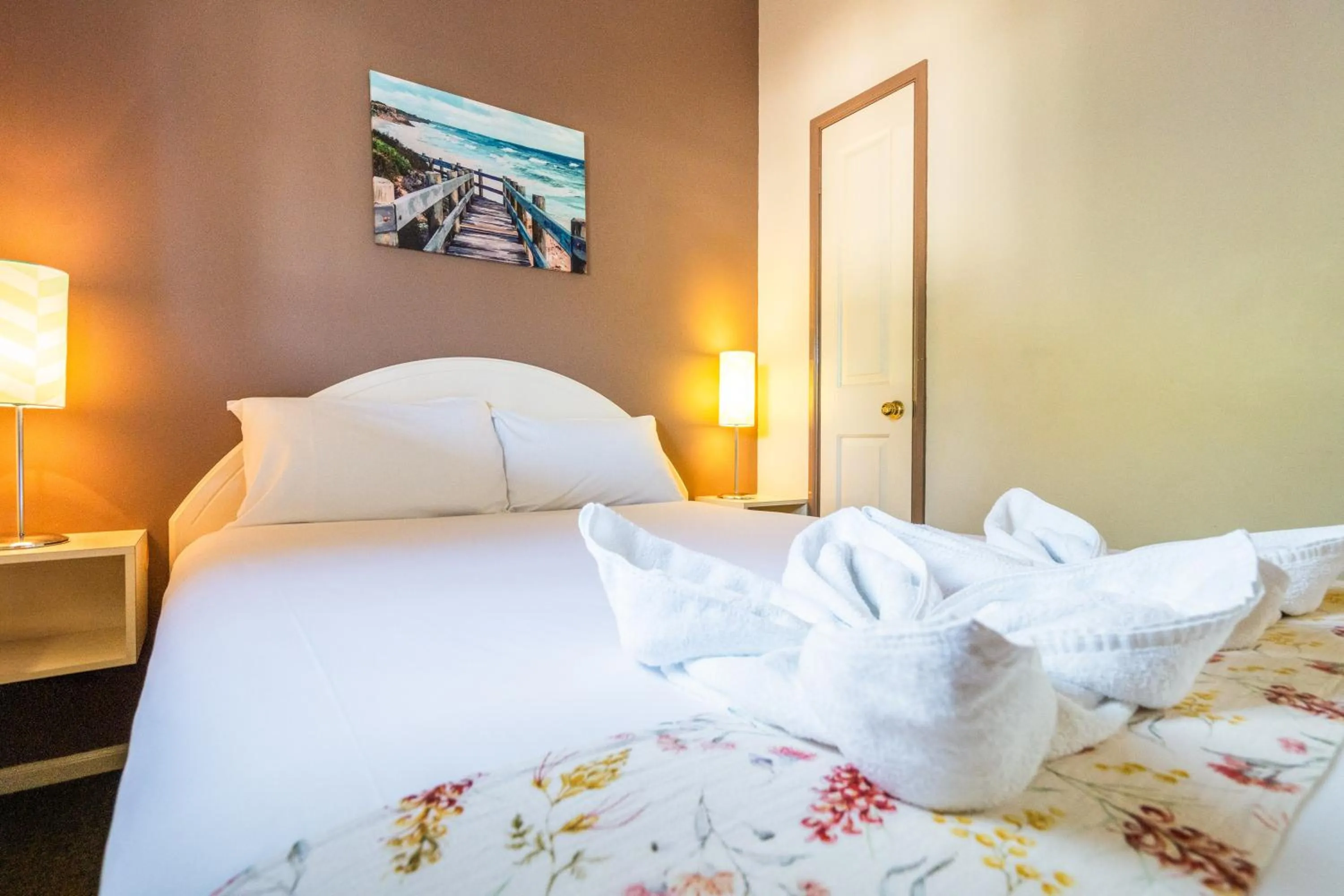 Bed in Tasman Holiday Parks - Albany