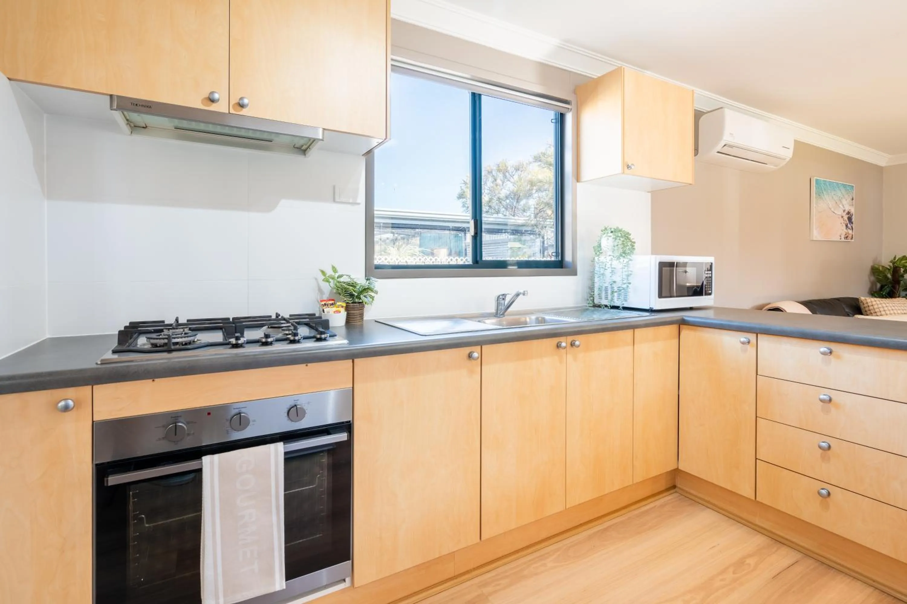 Kitchen or kitchenette in Tasman Holiday Parks - Albany