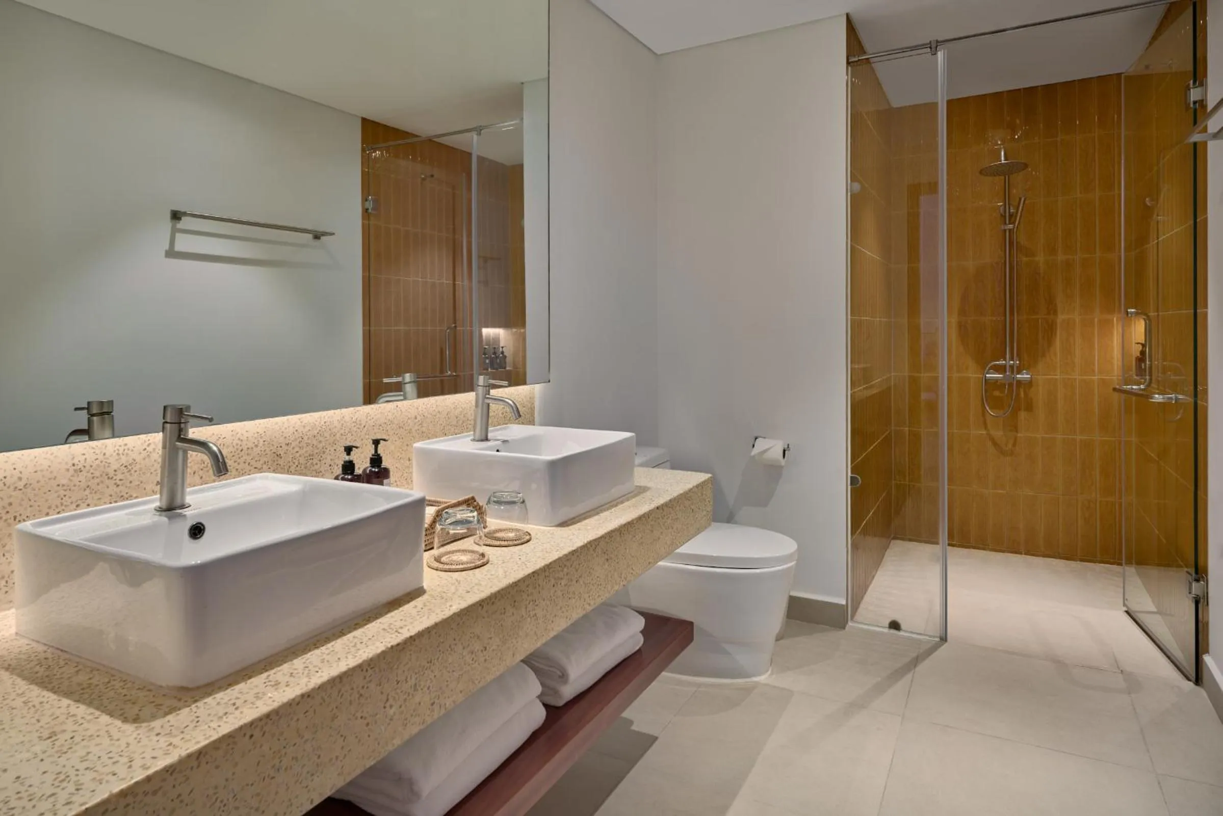 Shower in Plantation Urban Resort & Spa