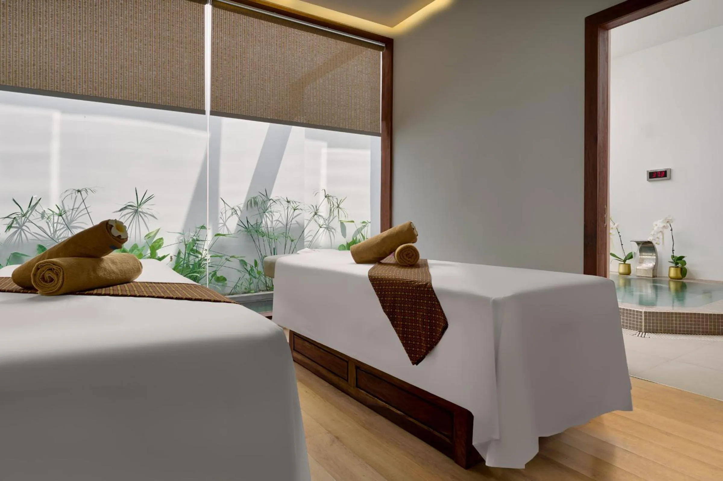 Massage, Bed in Plantation Urban Resort & Spa