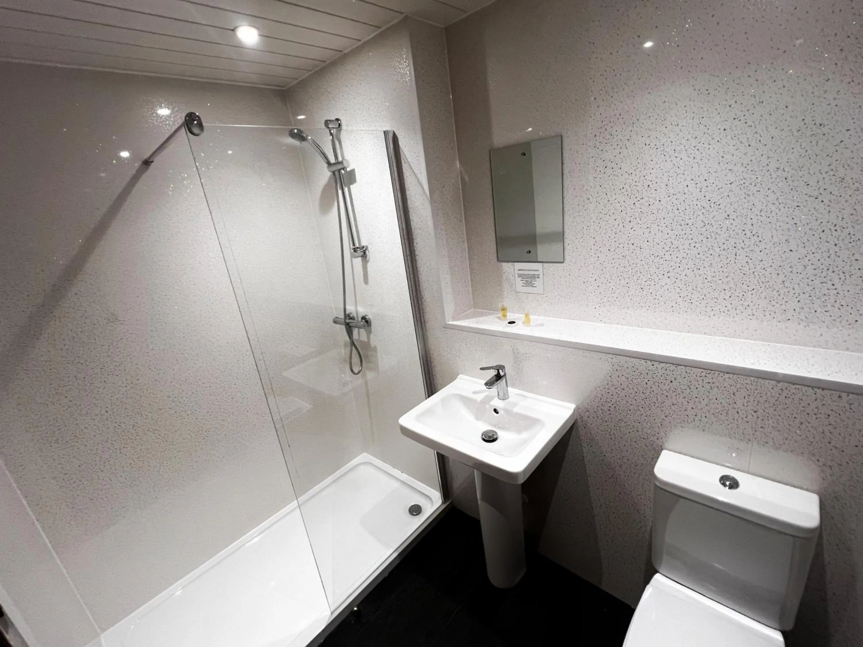 Bathroom in Park Hotel