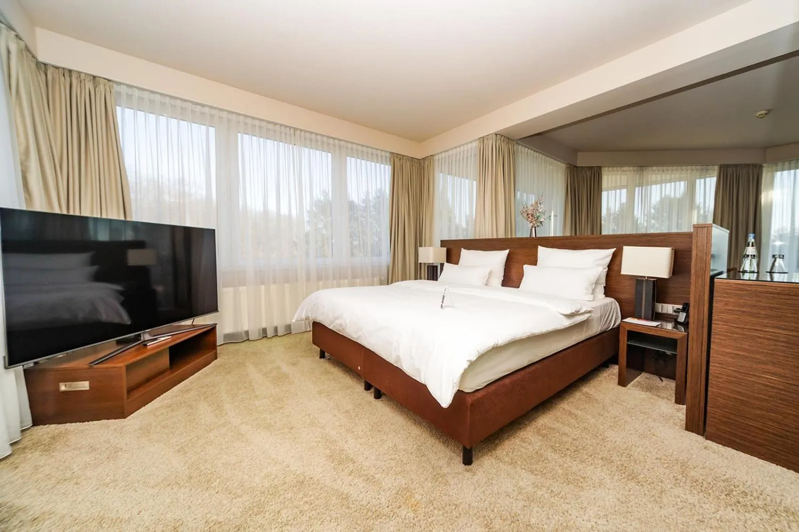 Bed in l'Arrivée Hotel & Spa