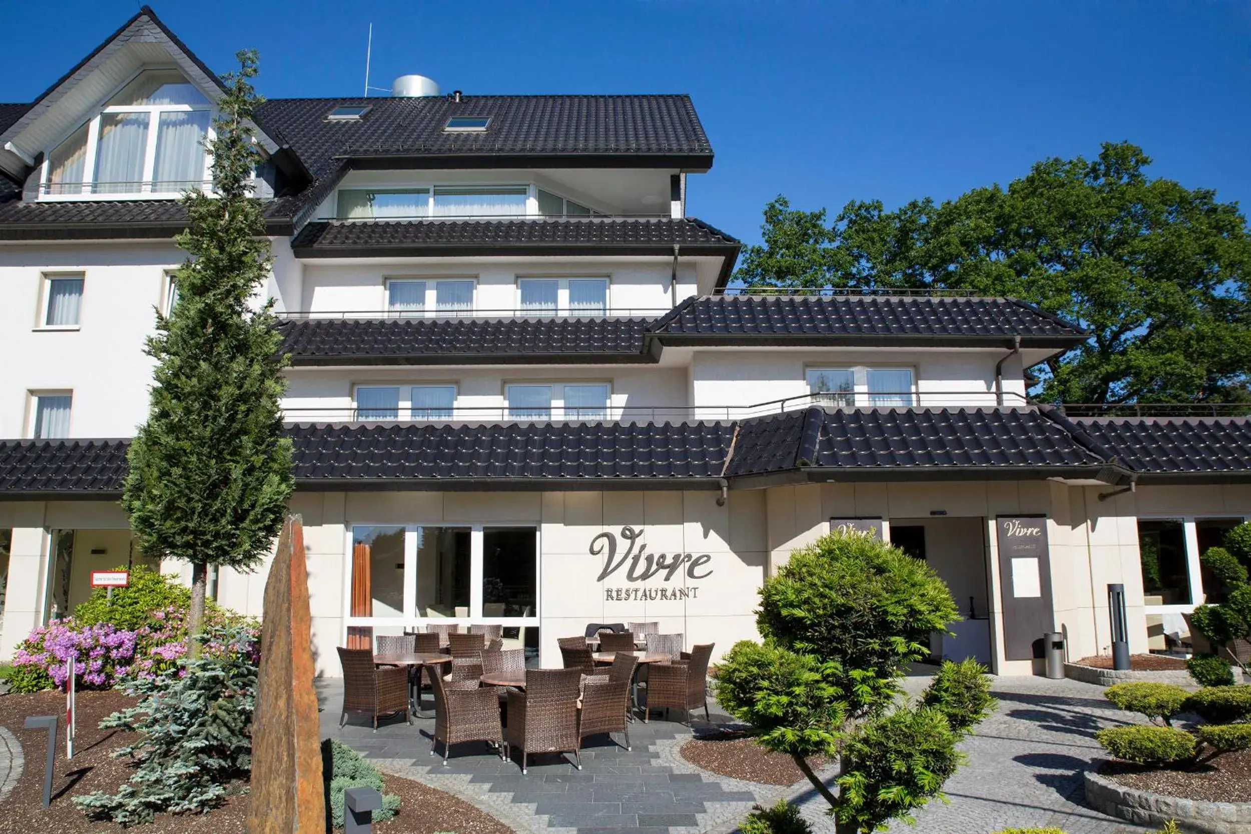 Property building in l'Arrivée Hotel & Spa Property building in l'Arrivée Hotel & Spa