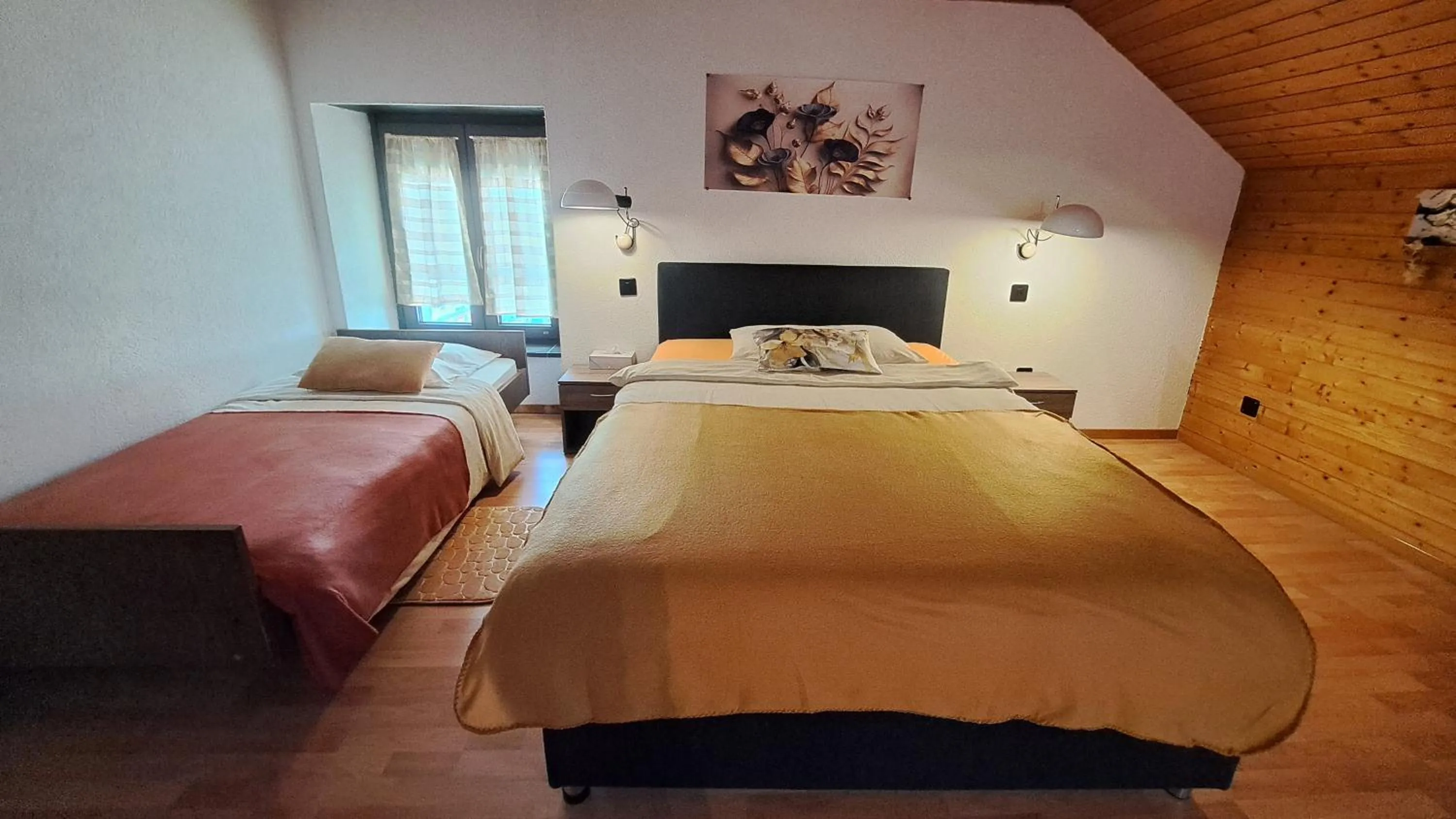 Bed in Hôtel La Fontaine