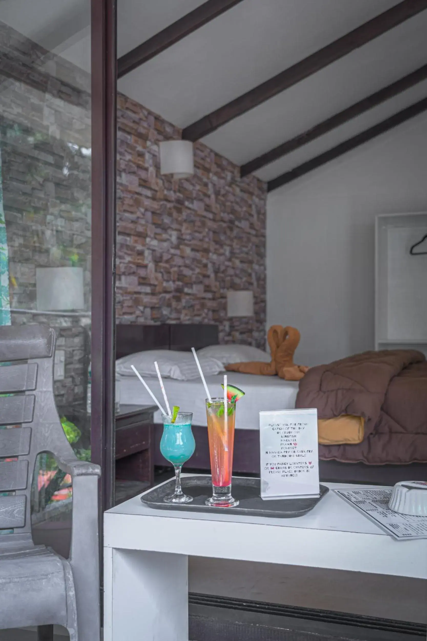 Deluxe Hut with Partial Sea View in Palolem Beach Resort Deluxe Hut with Partial Sea View in Palolem Beach Resort